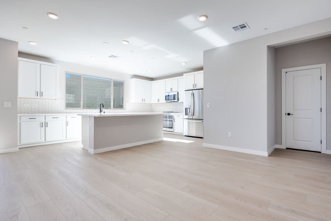 10473 Mountain Aster Avenue
