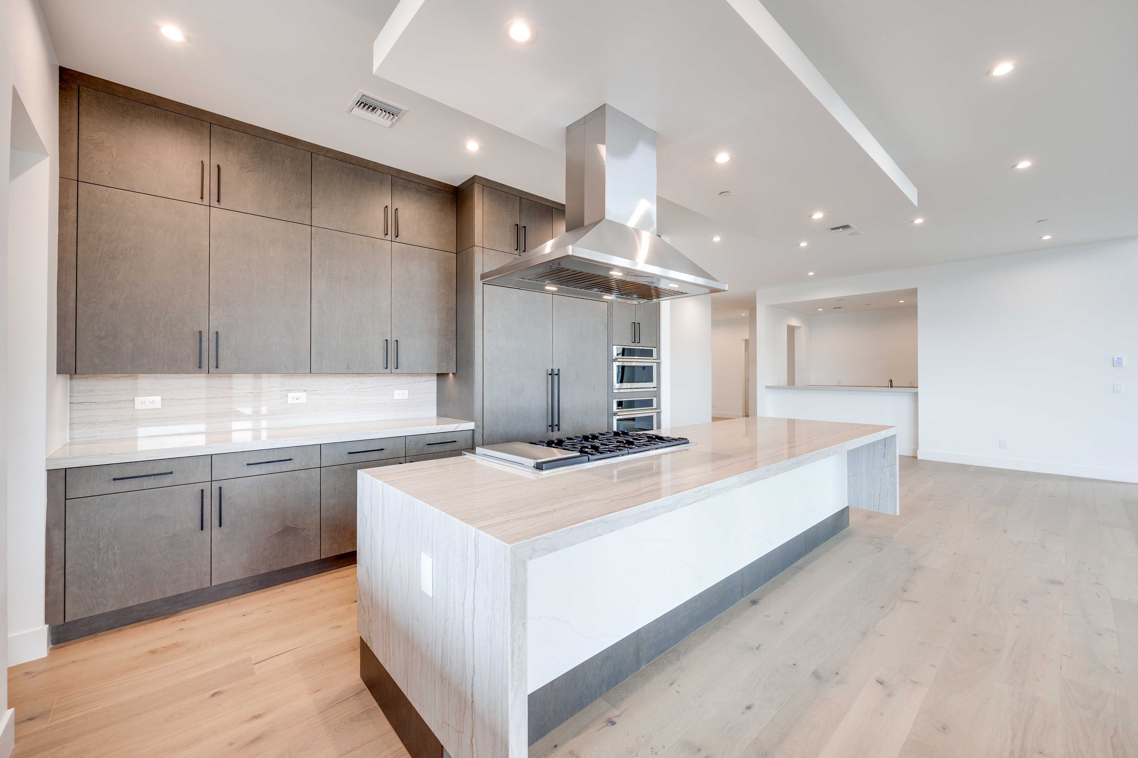 58 BELLISSIMA LAGO COURT