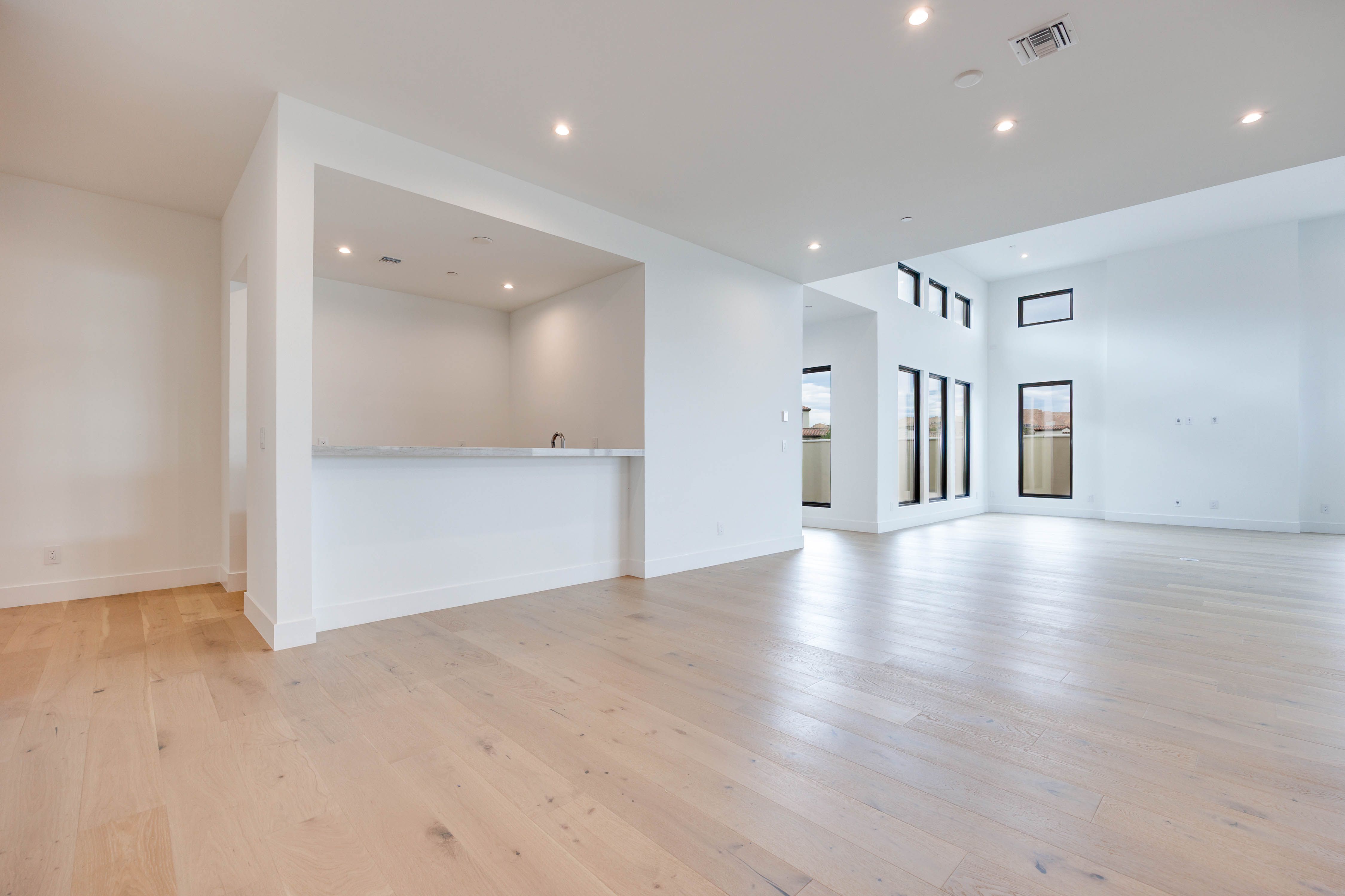 58 BELLISSIMA LAGO COURT