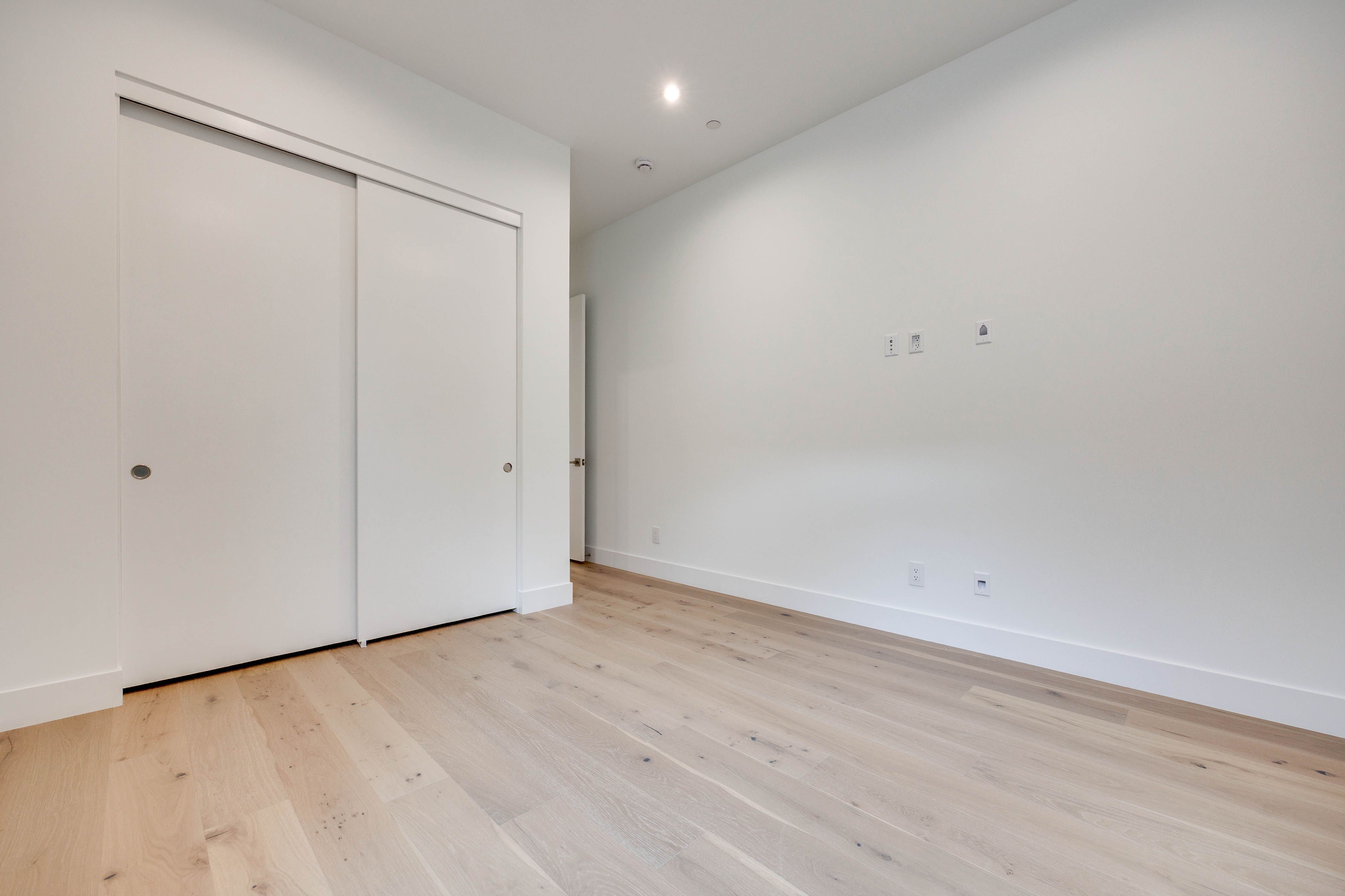 58 BELLISSIMA LAGO COURT
