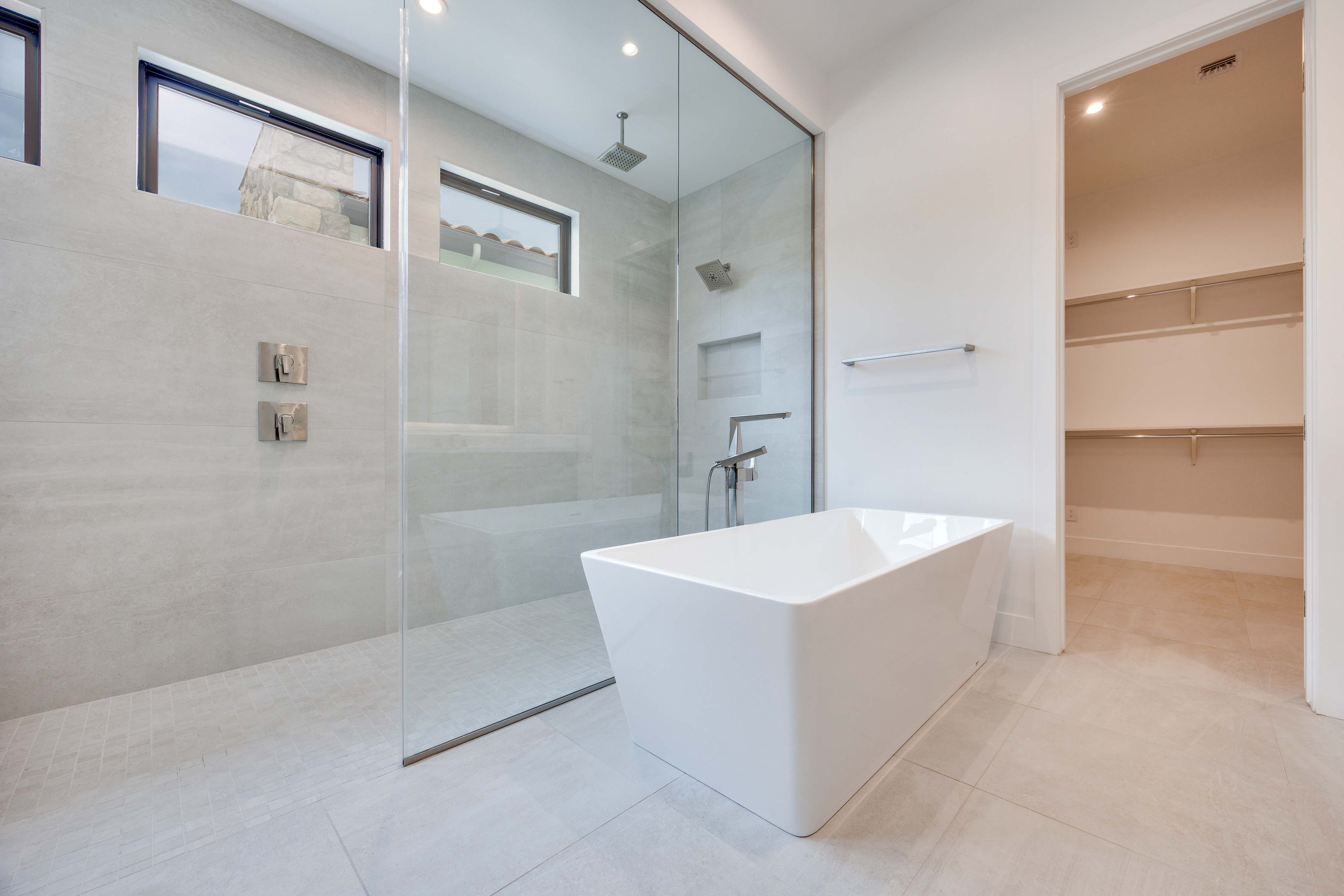58 BELLISSIMA LAGO COURT