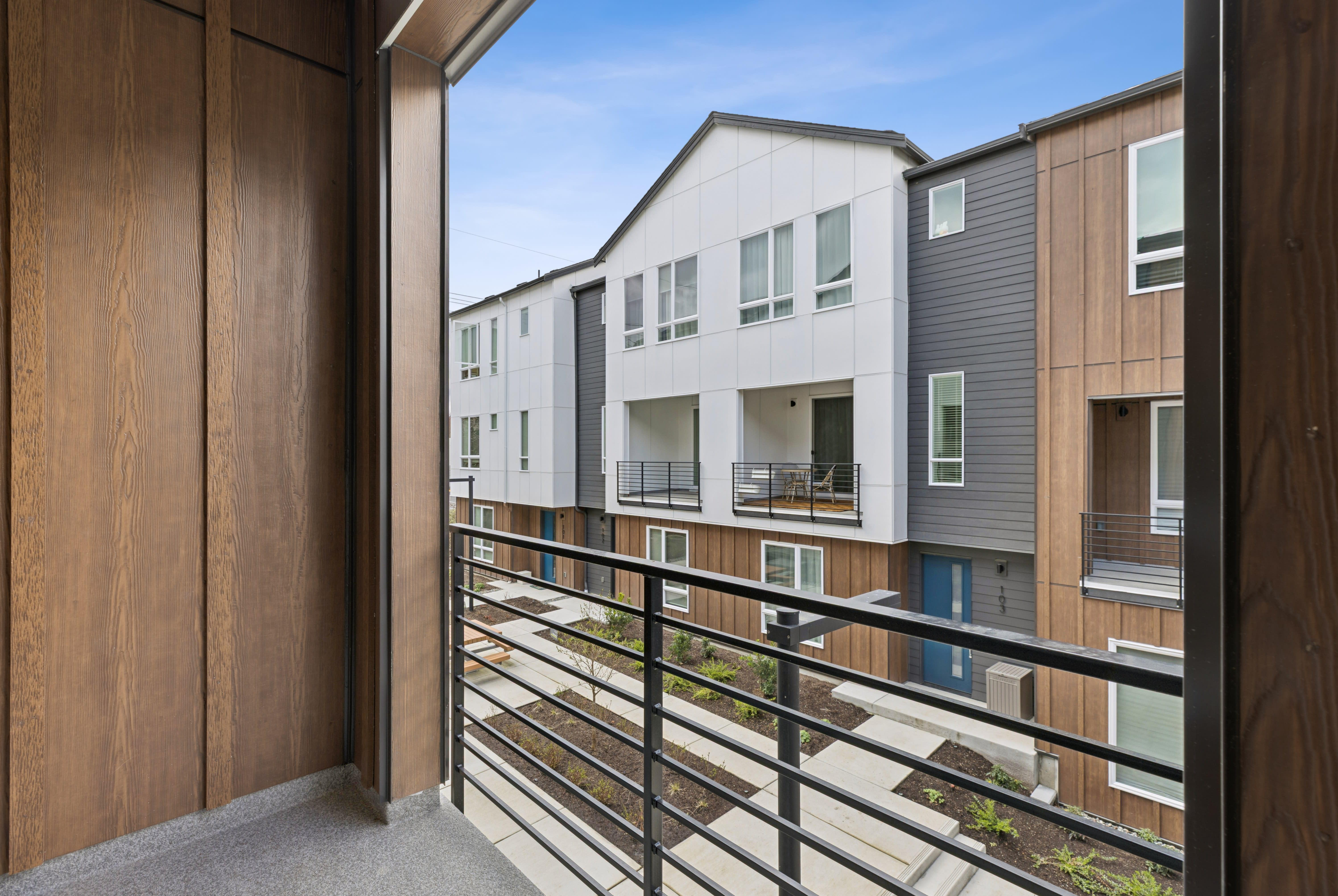 12207 137th PL NE Bldg 26-103