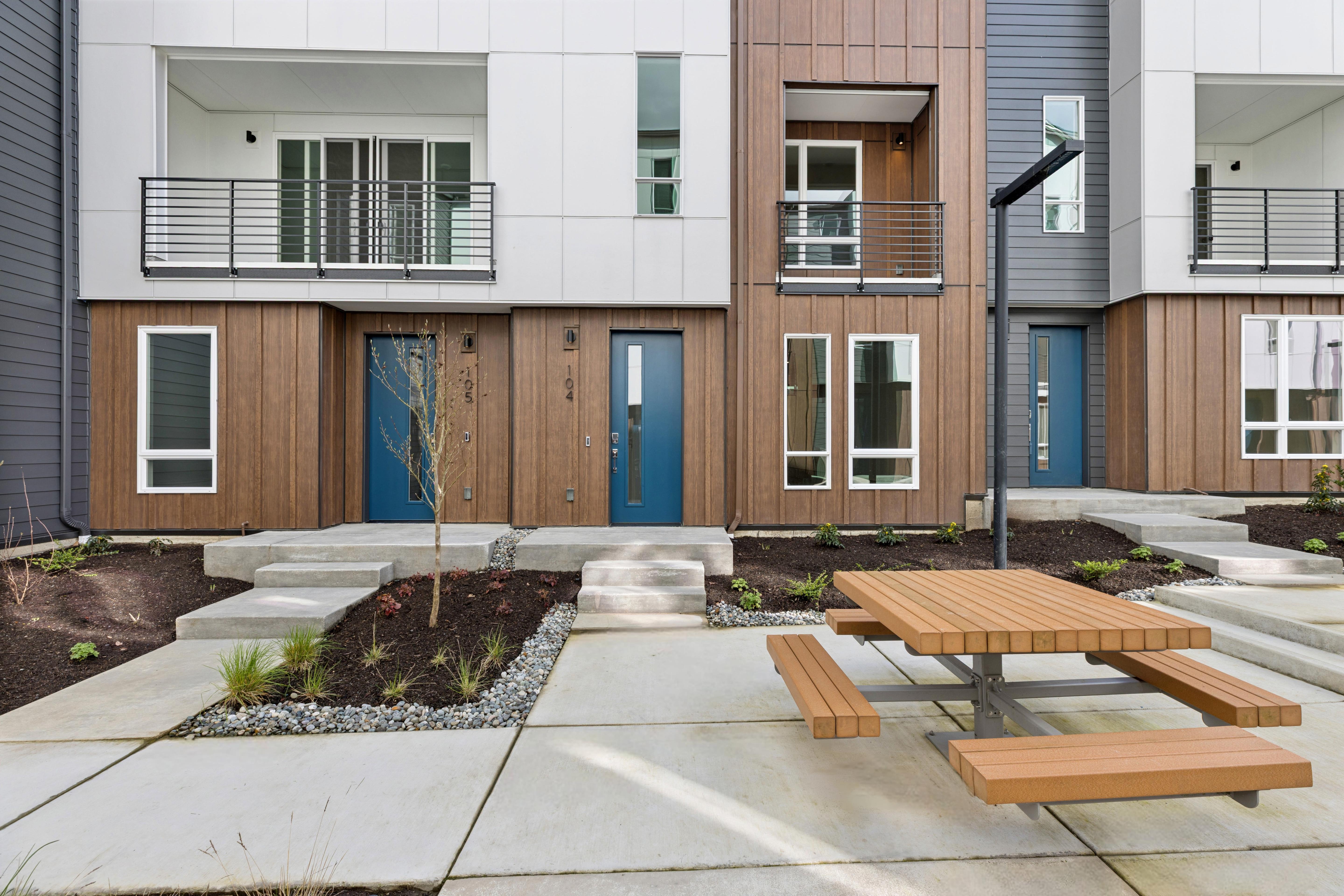 12207 137th PL NE Bldg 26-103