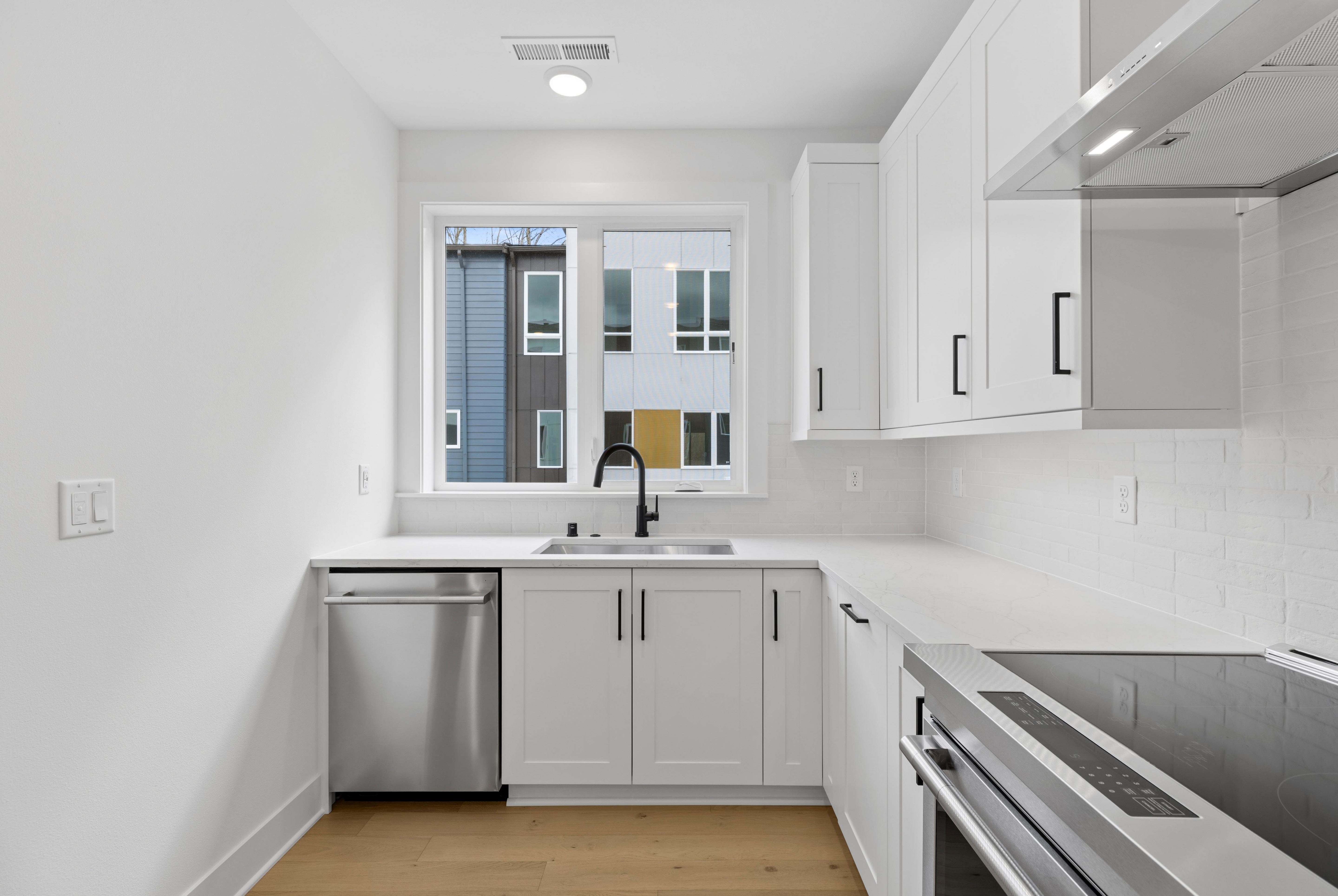 12207 137th PL NE Bldg 26-103