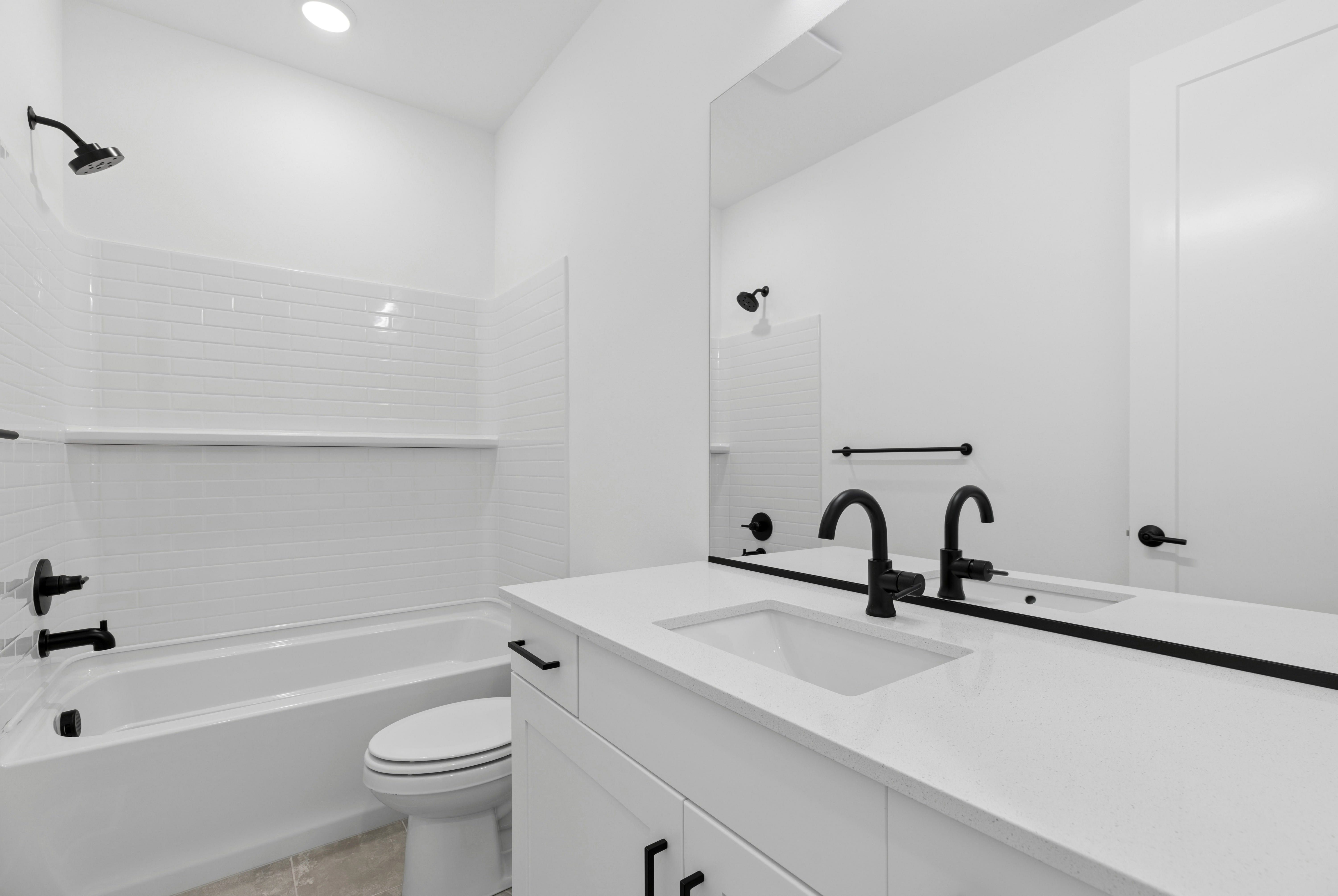 12207 137th PL NE Bldg 26-103