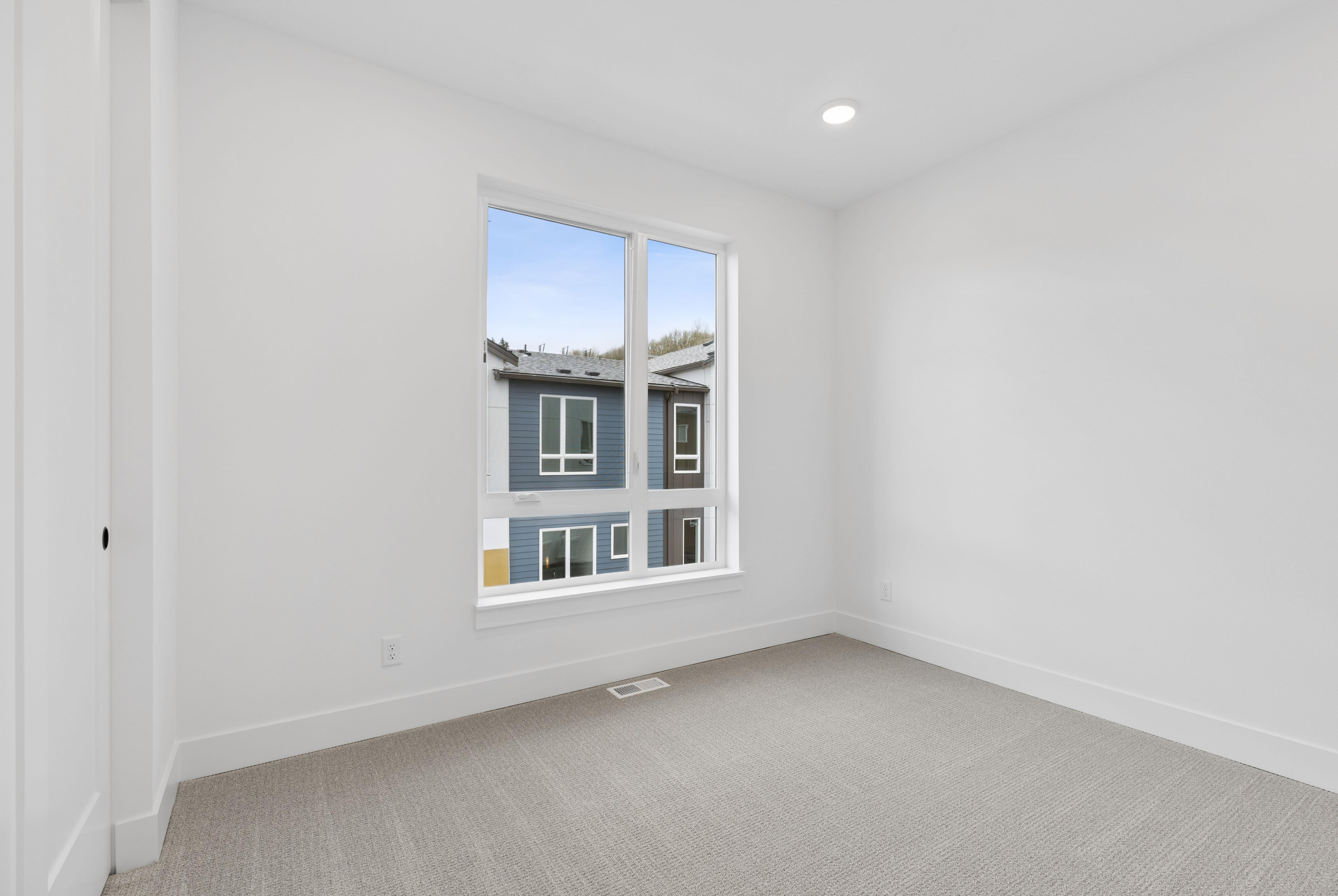 12207 137th PL NE Bldg 26-103