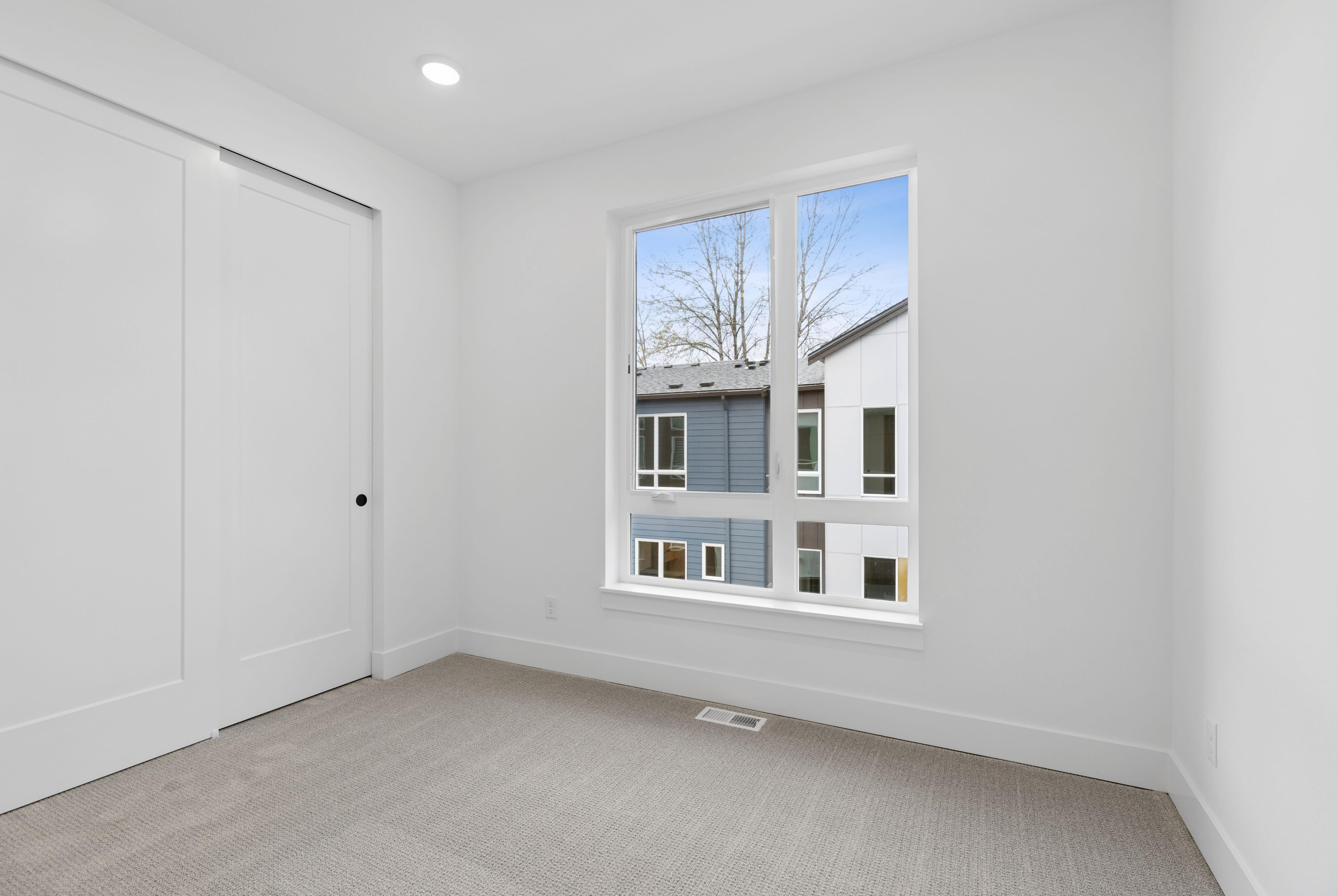 12207 137th PL NE Bldg 26-103