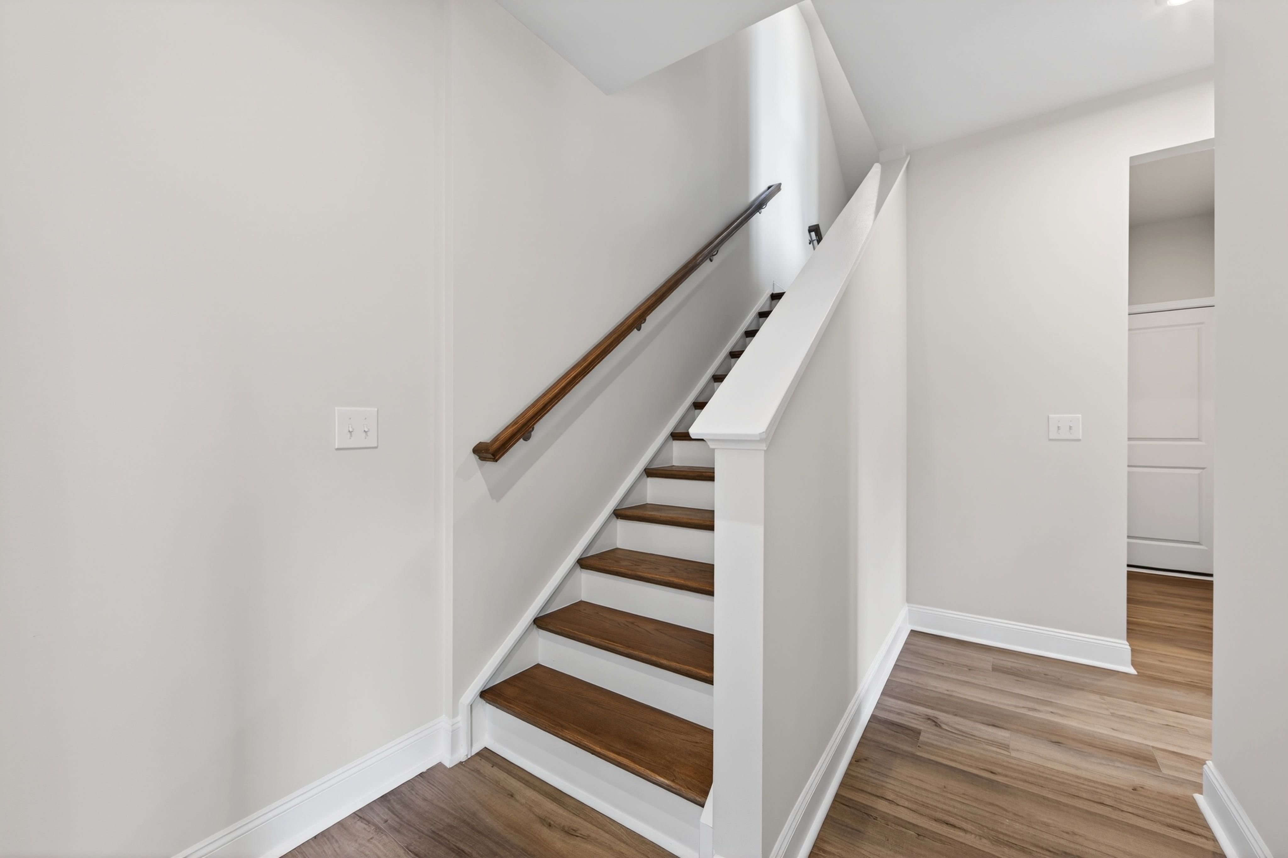 7921 Cedarsmith Ct