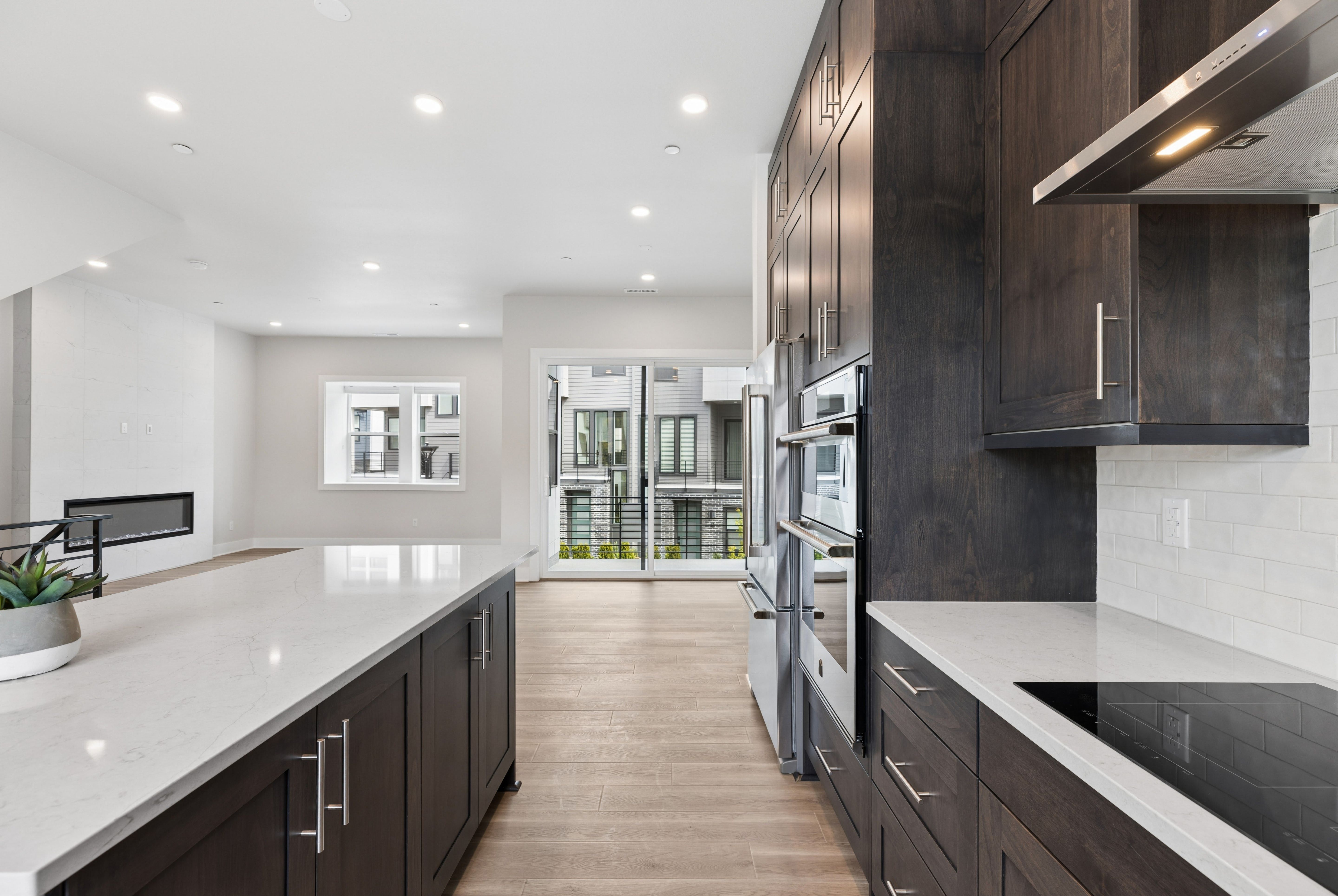 18809 99TH PL NE, UNIT B