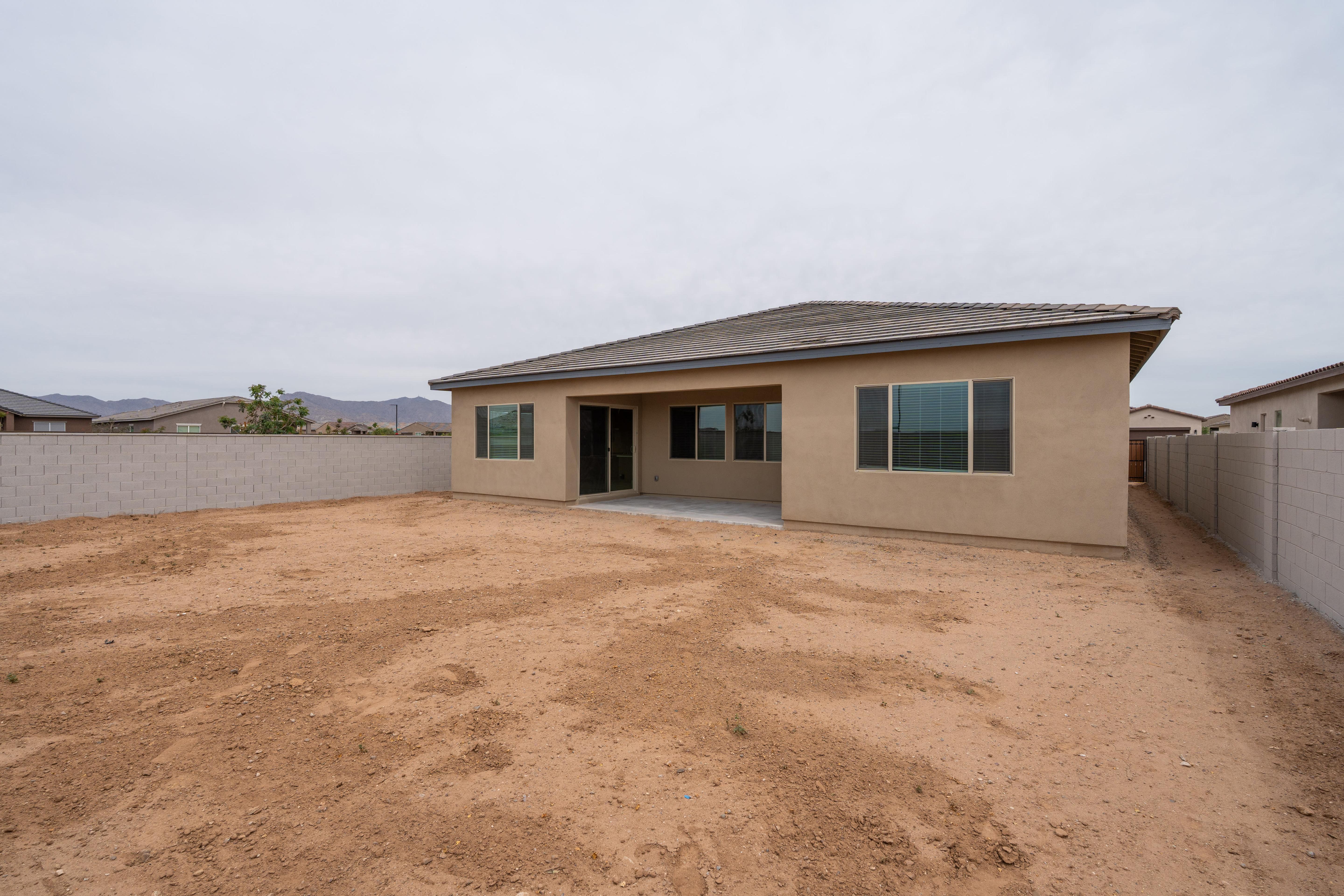 17641 W Highland Avenue