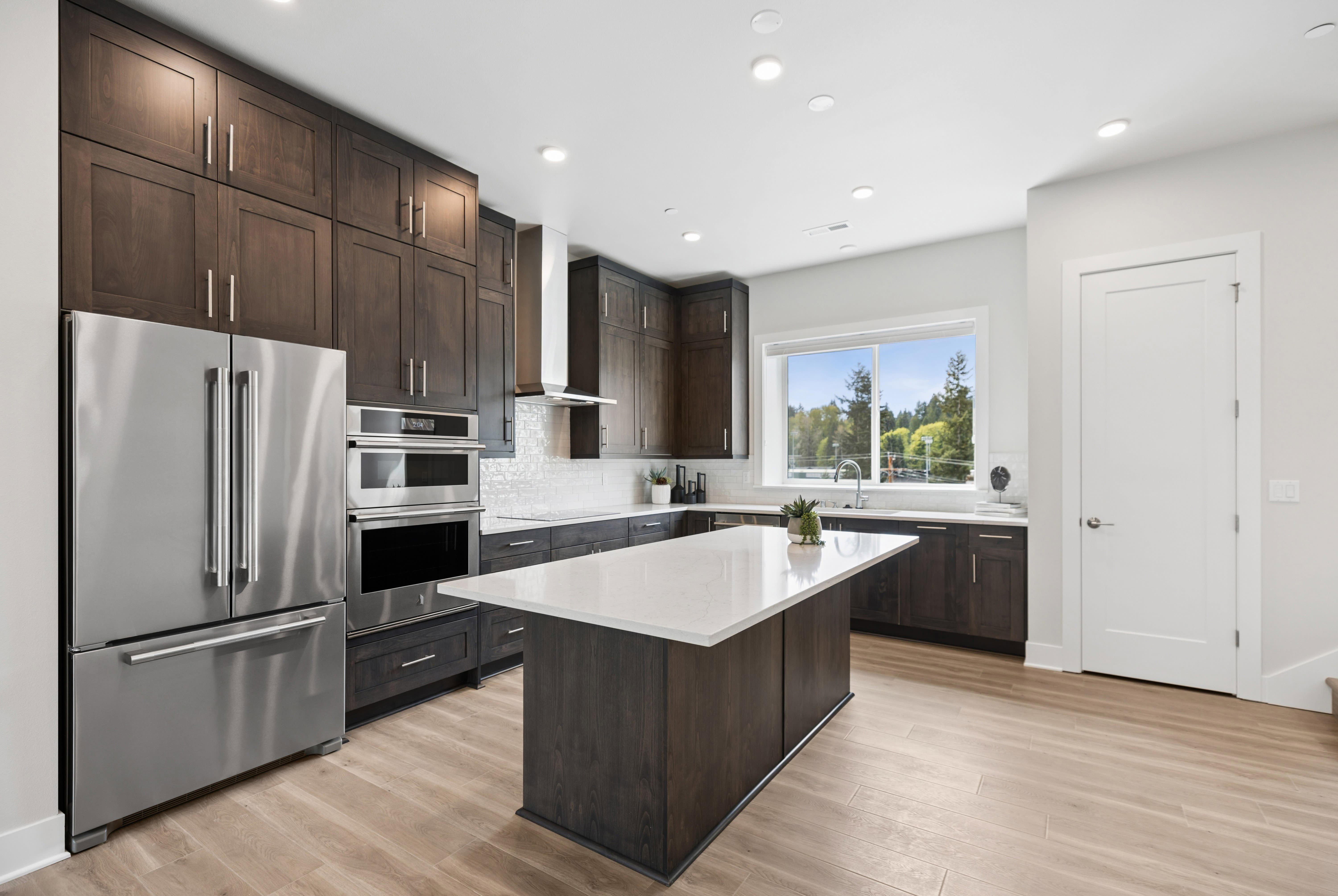 18809 99TH PL NE, UNIT B