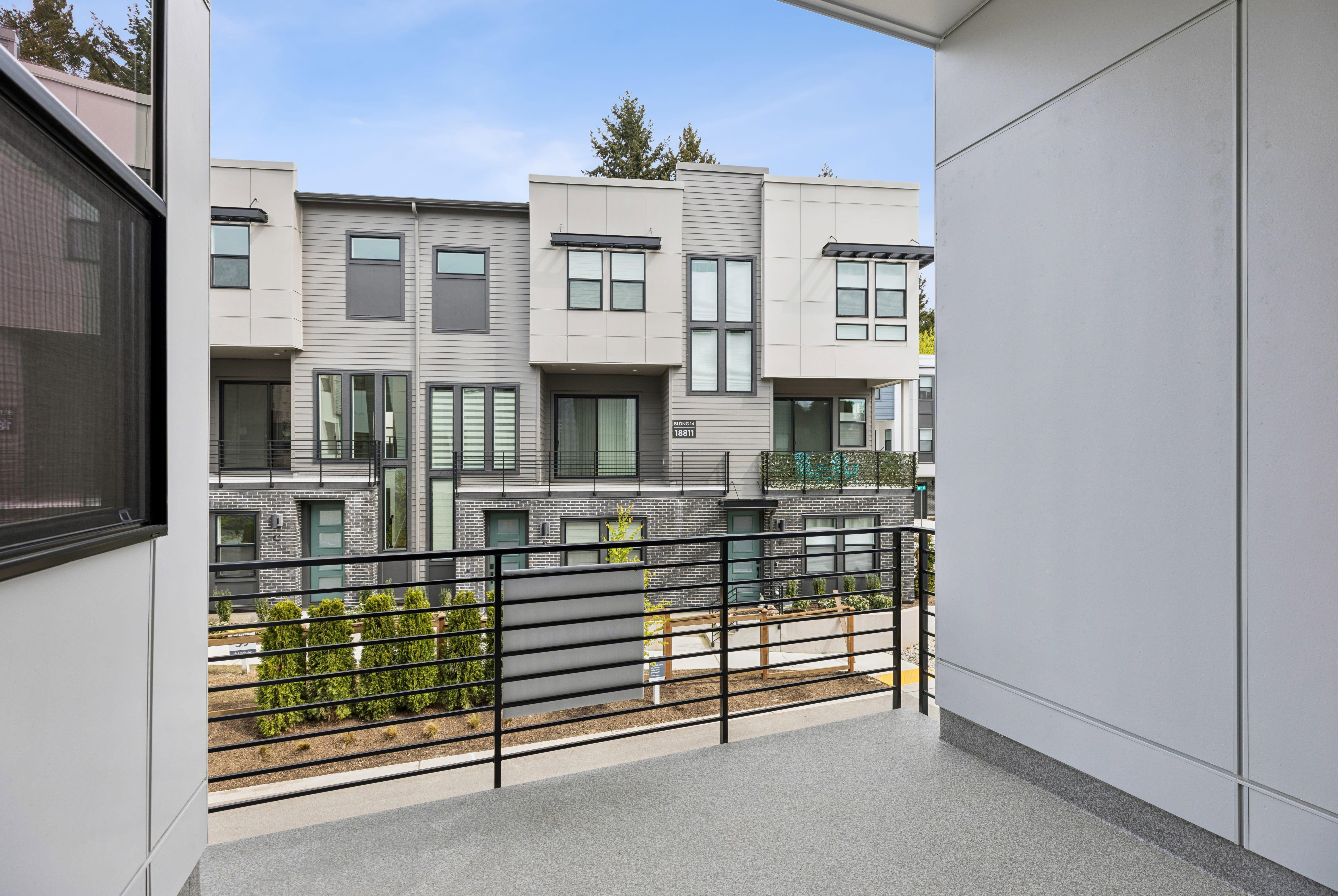 18809 99TH PL NE, UNIT B