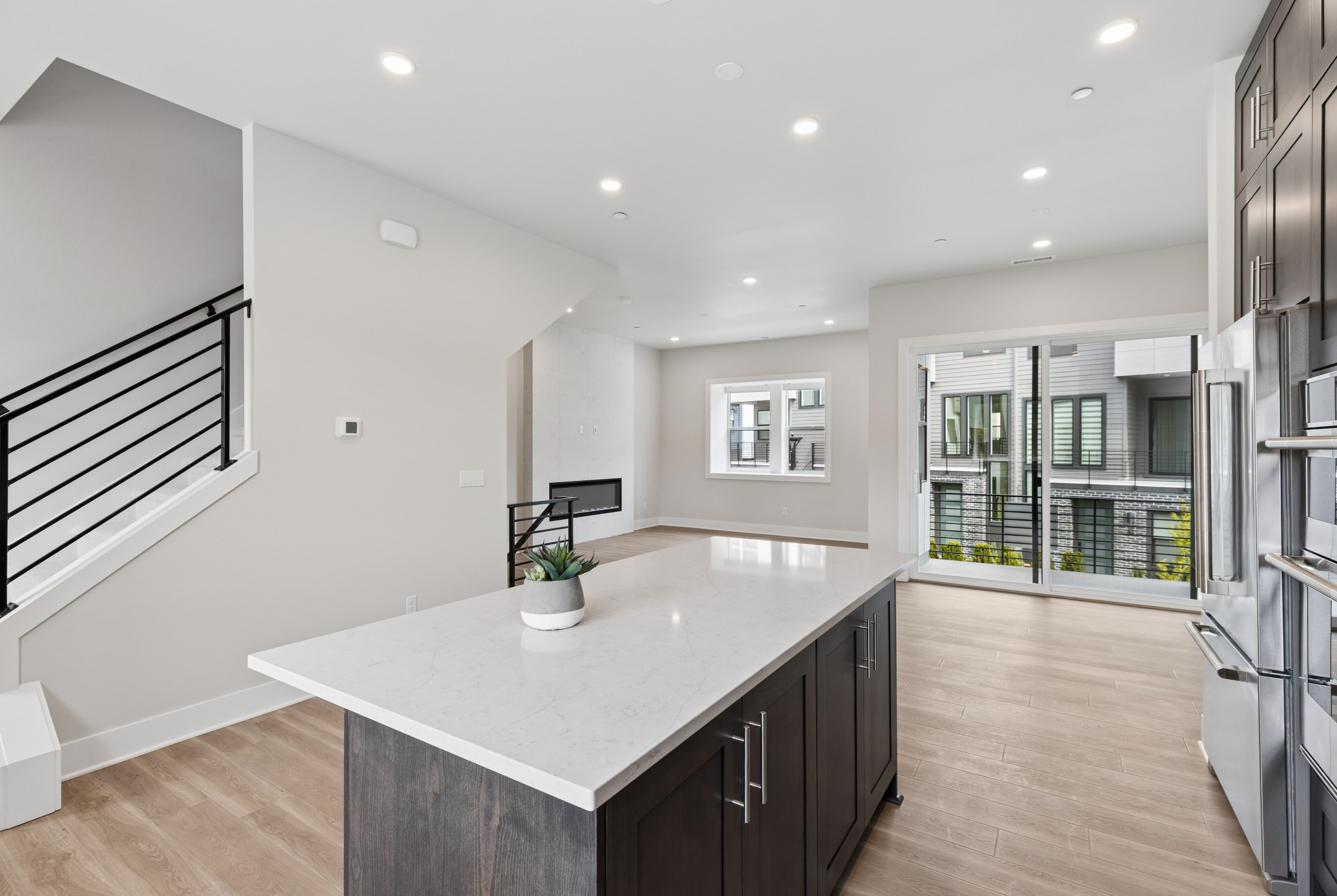 18809 99TH PL NE, UNIT B