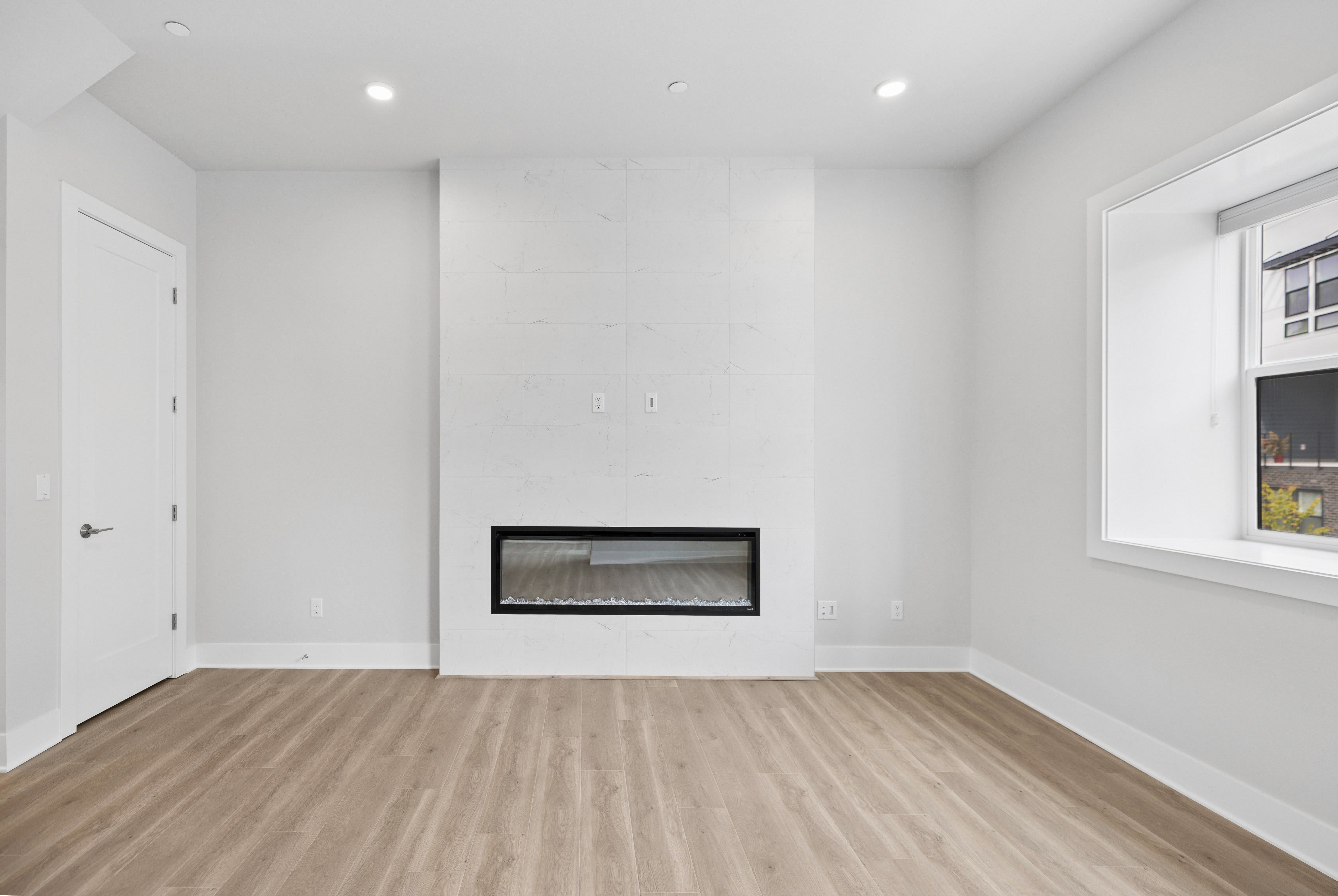 18809 99TH PL NE, UNIT B