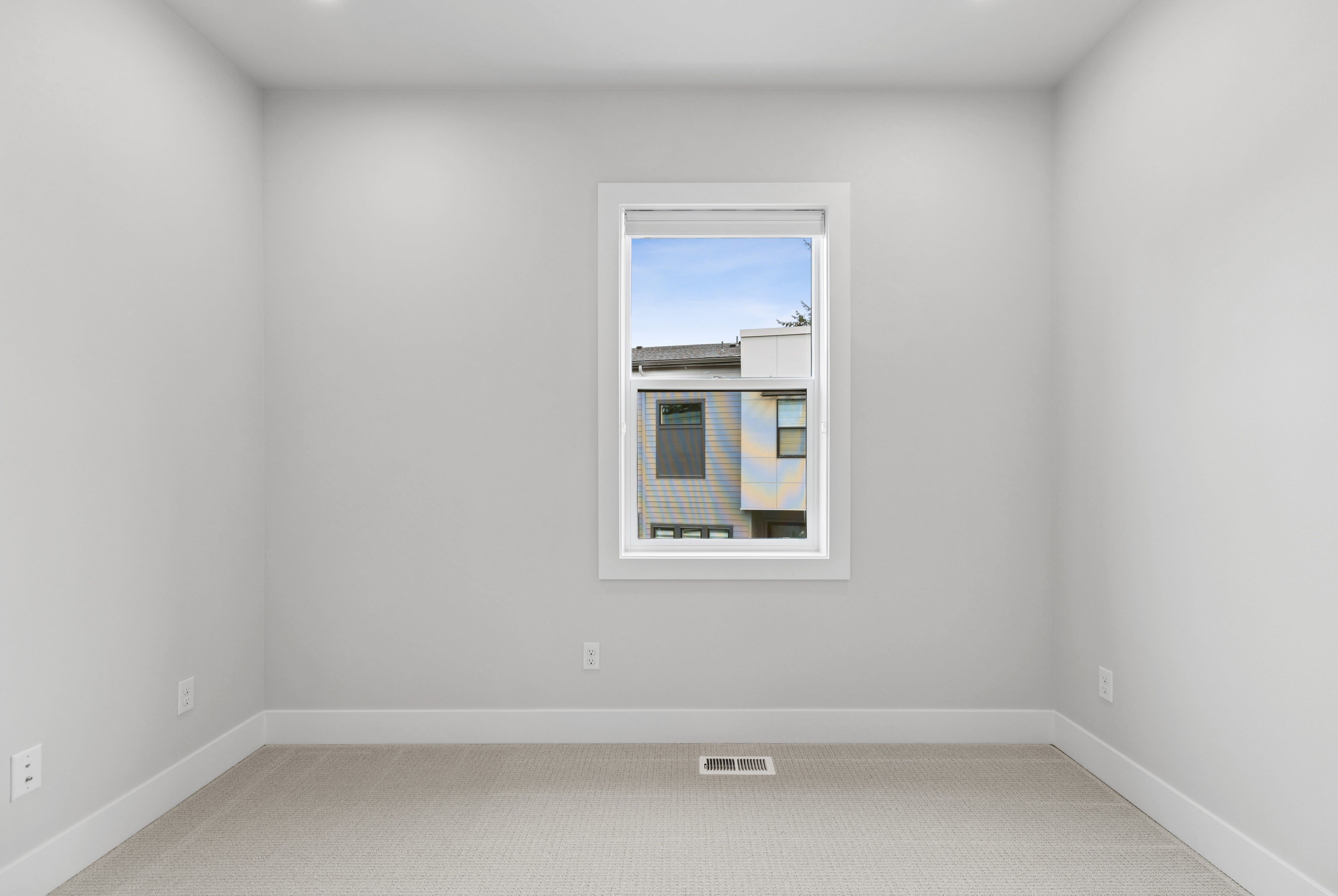 18809 99TH PL NE, UNIT B