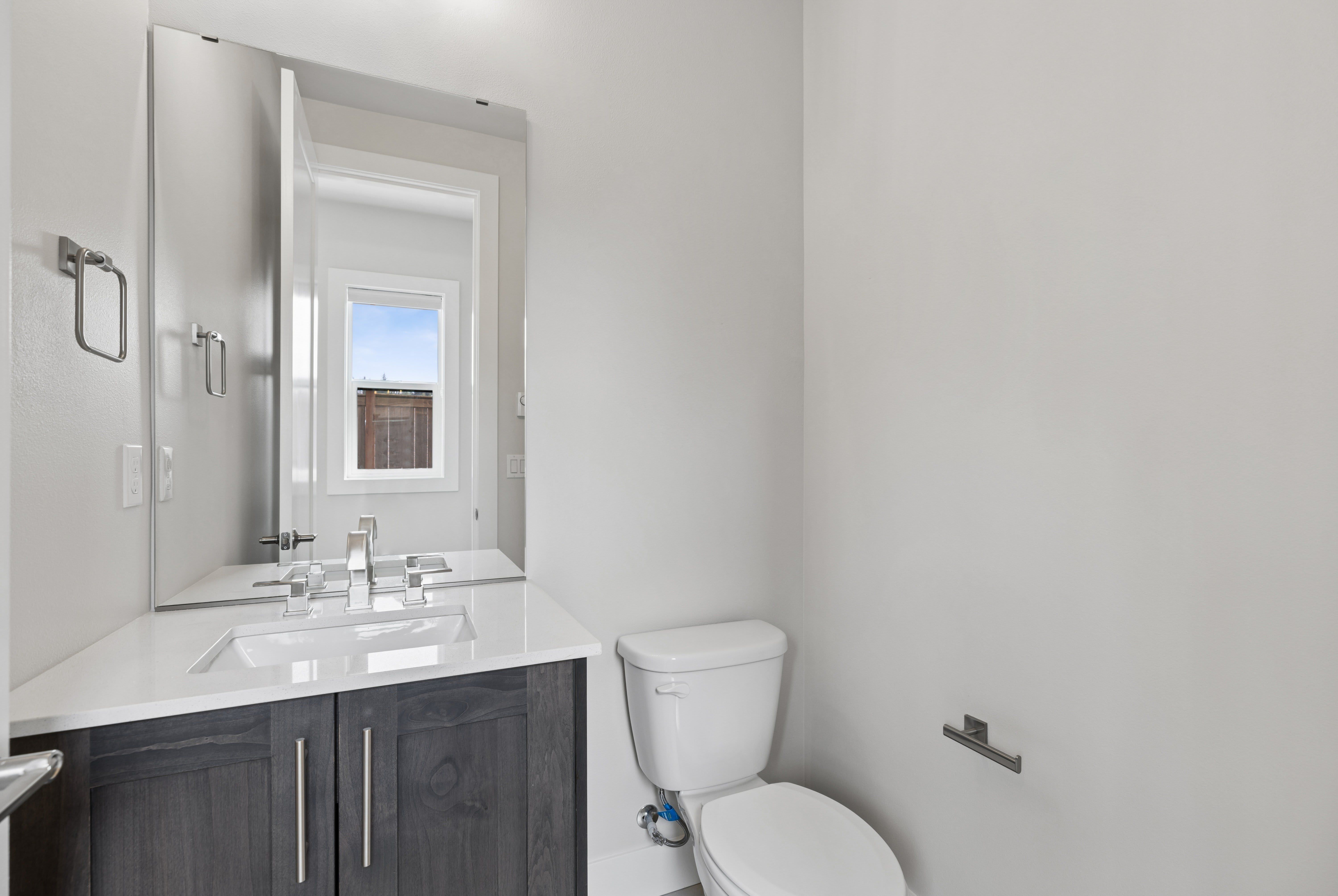 18809 99TH PL NE, UNIT B