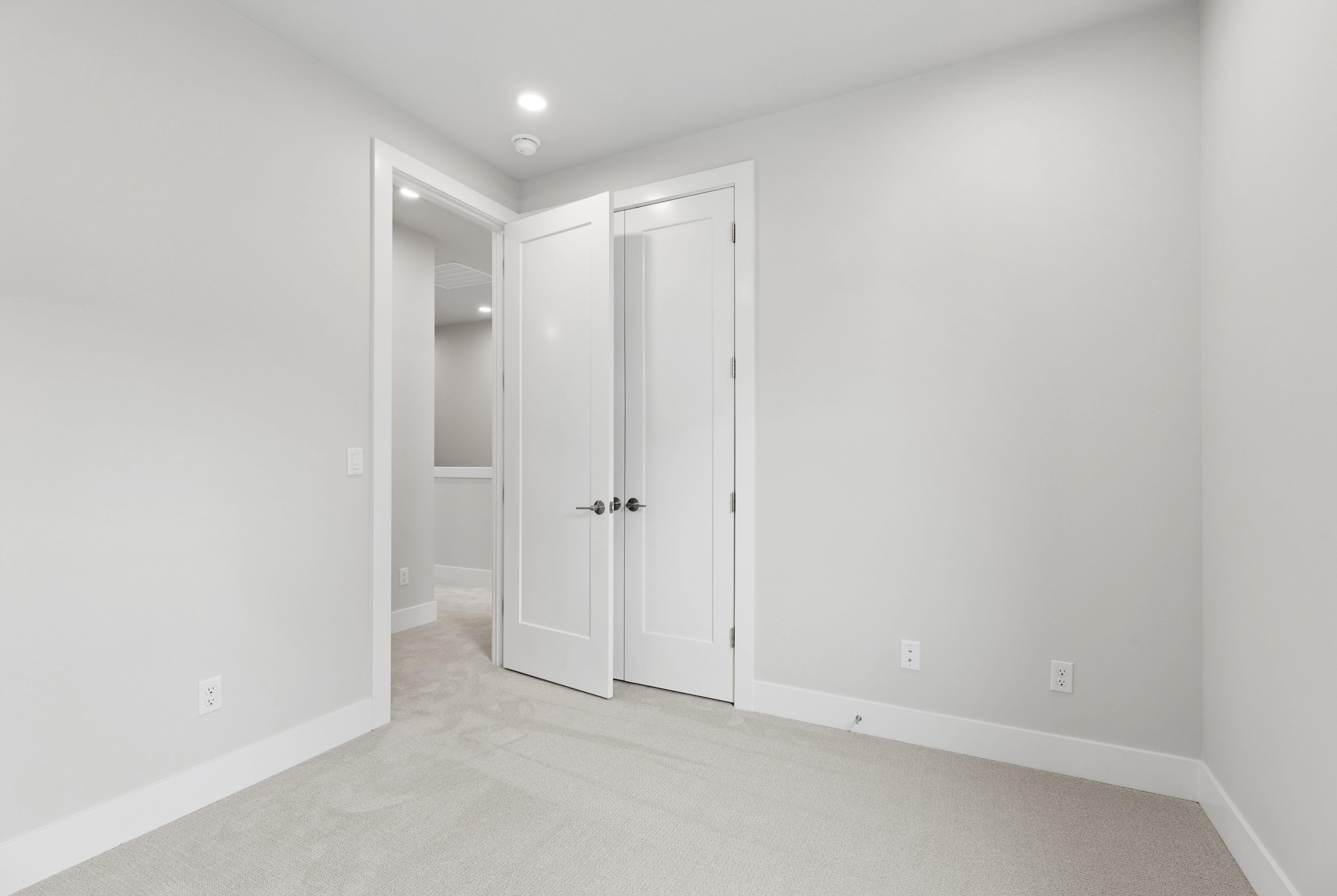 18809 99TH PL NE, UNIT B