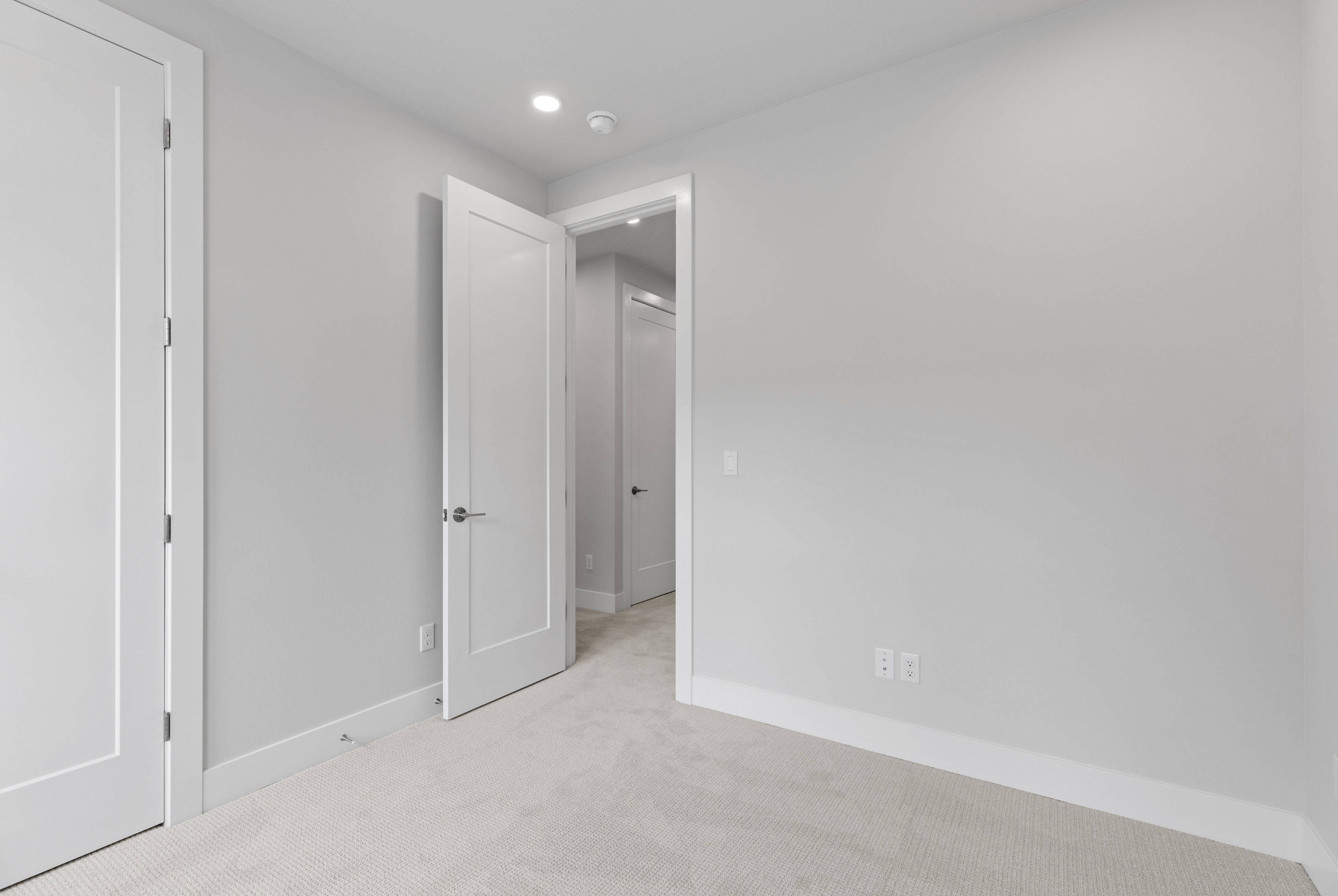 18809 99TH PL NE, UNIT B