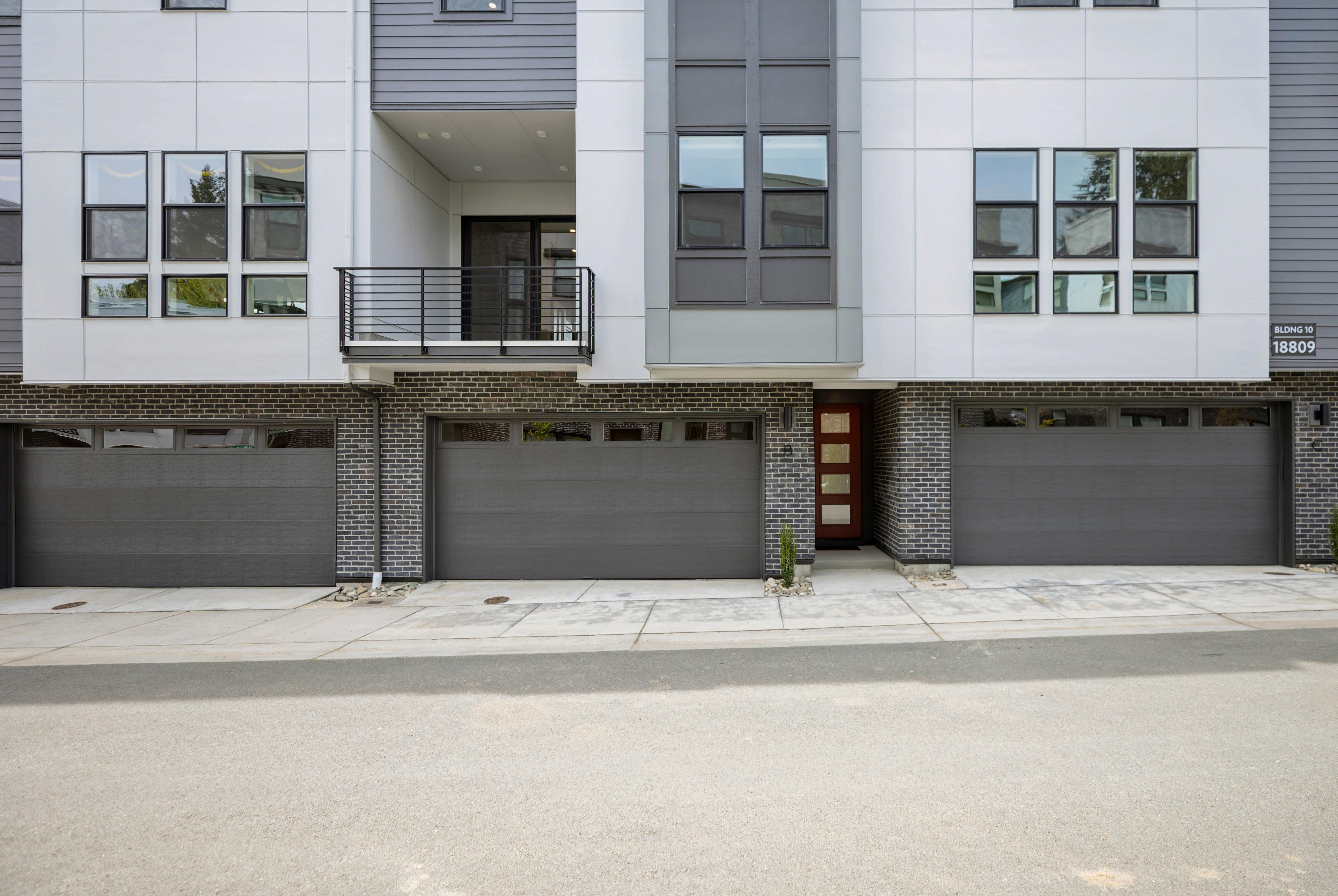 18809 99TH PL NE, UNIT B