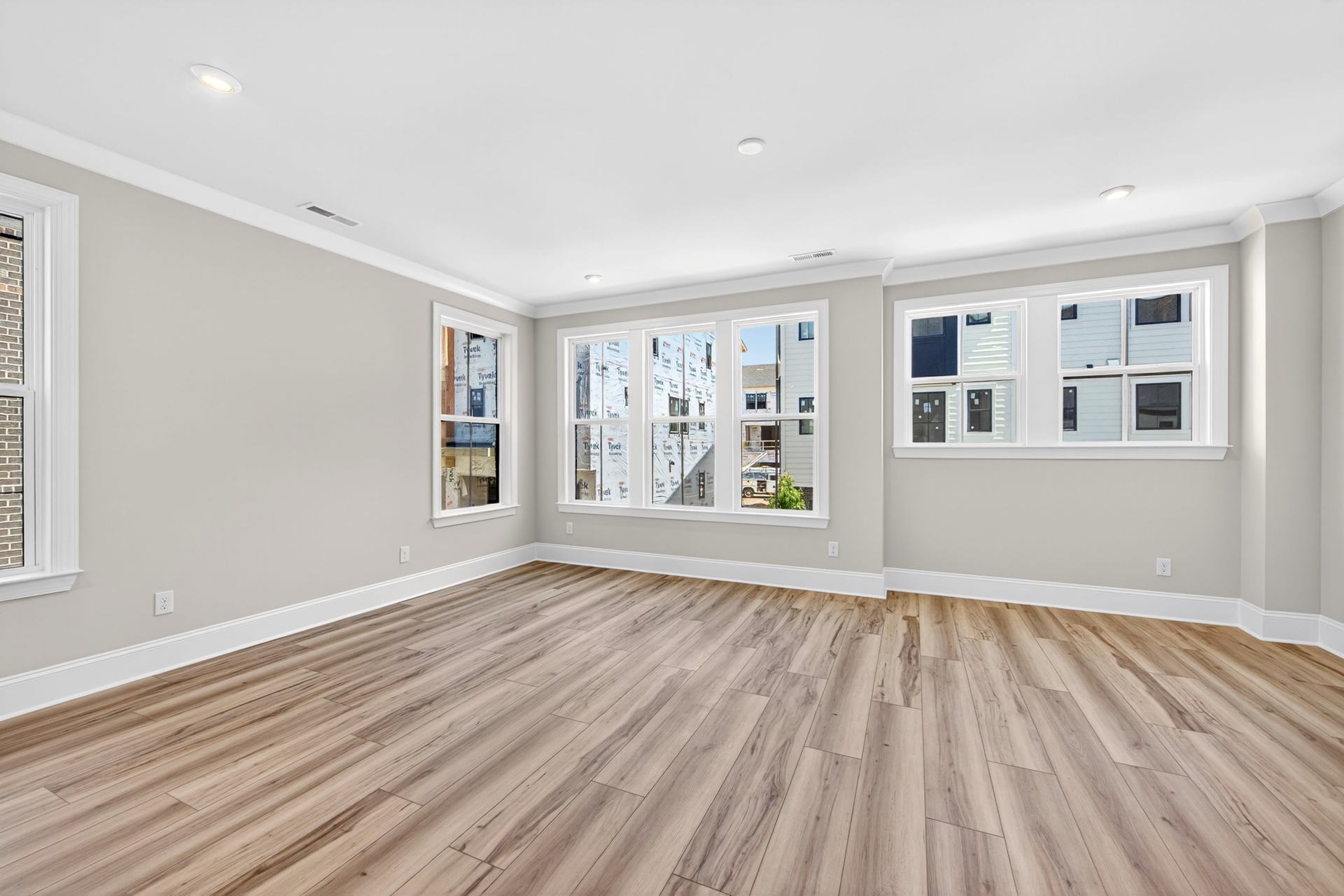 12015 Elsa Lane