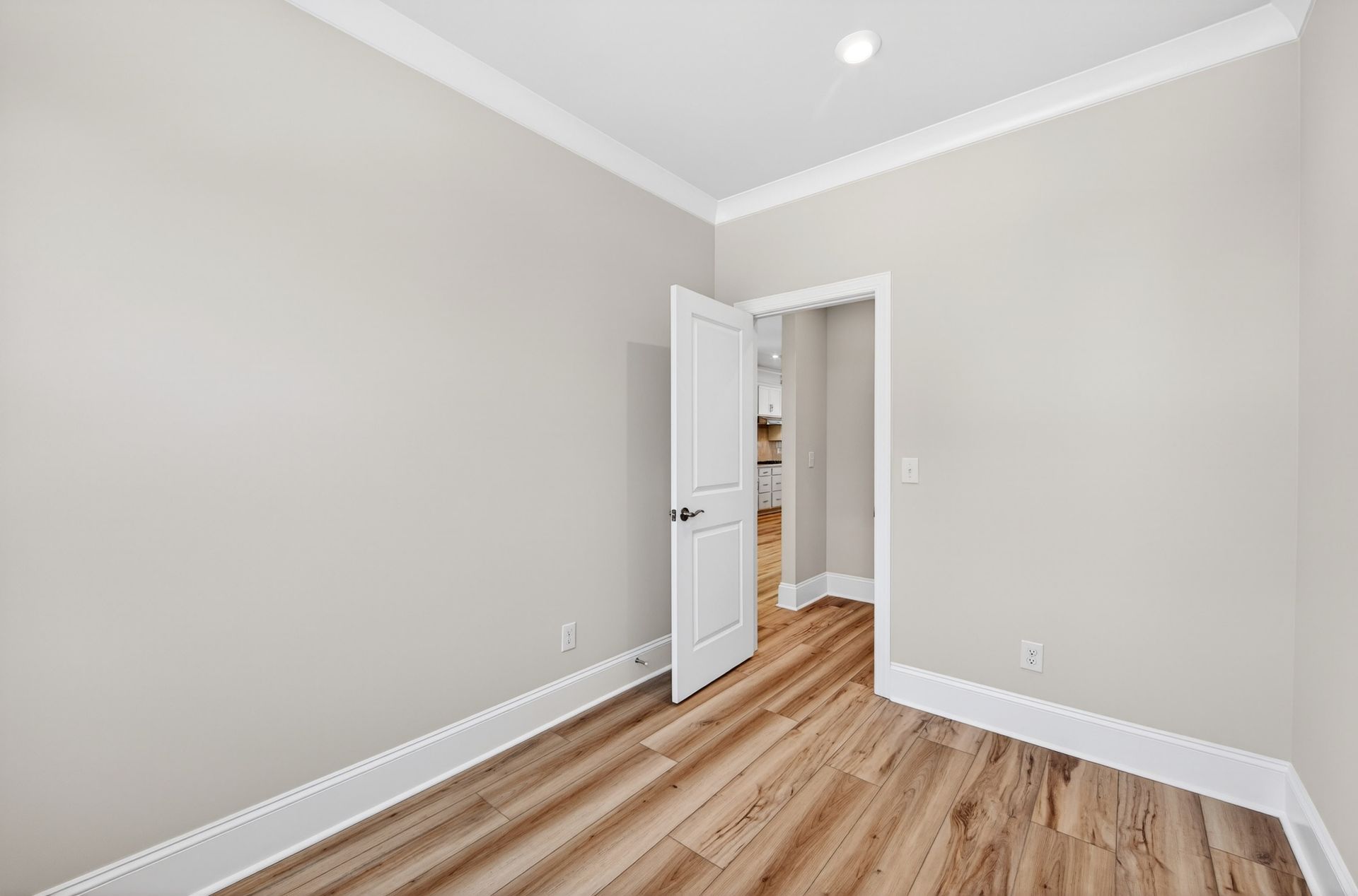 12015 Elsa Lane