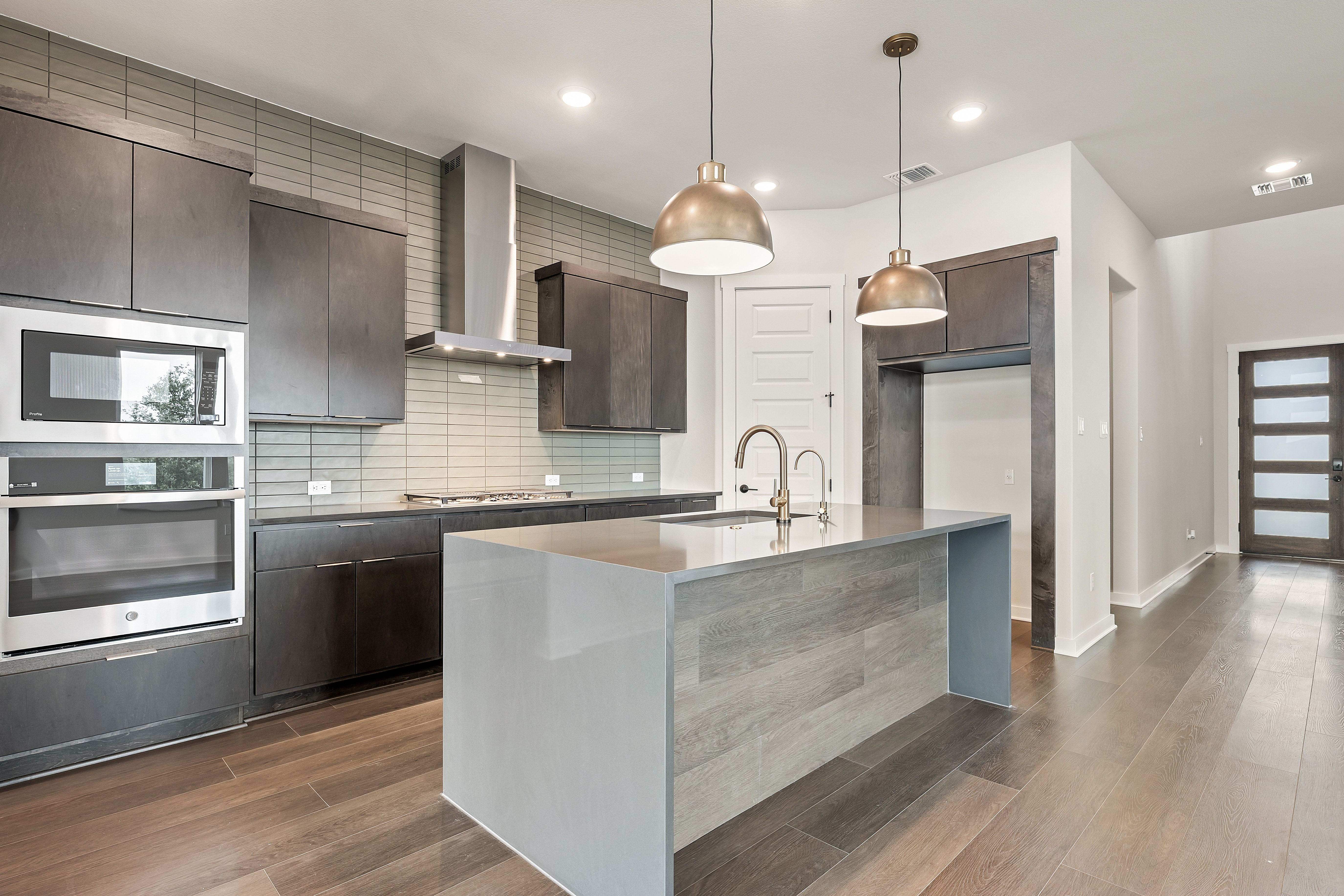 436 Leaning Rock Road