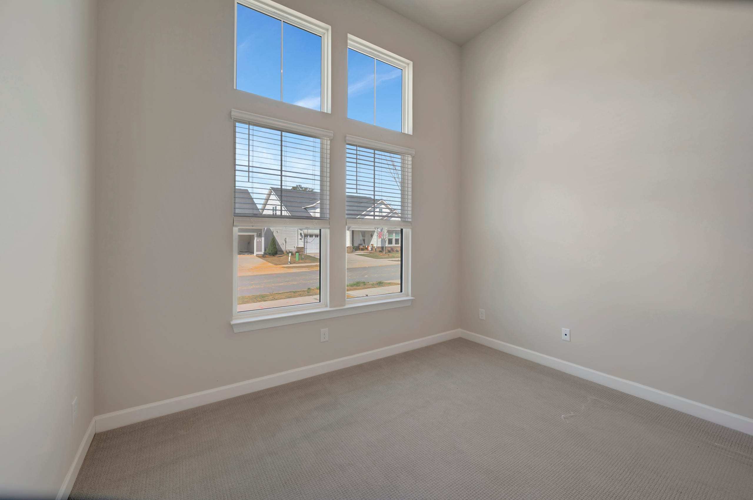123 Firefly Ln