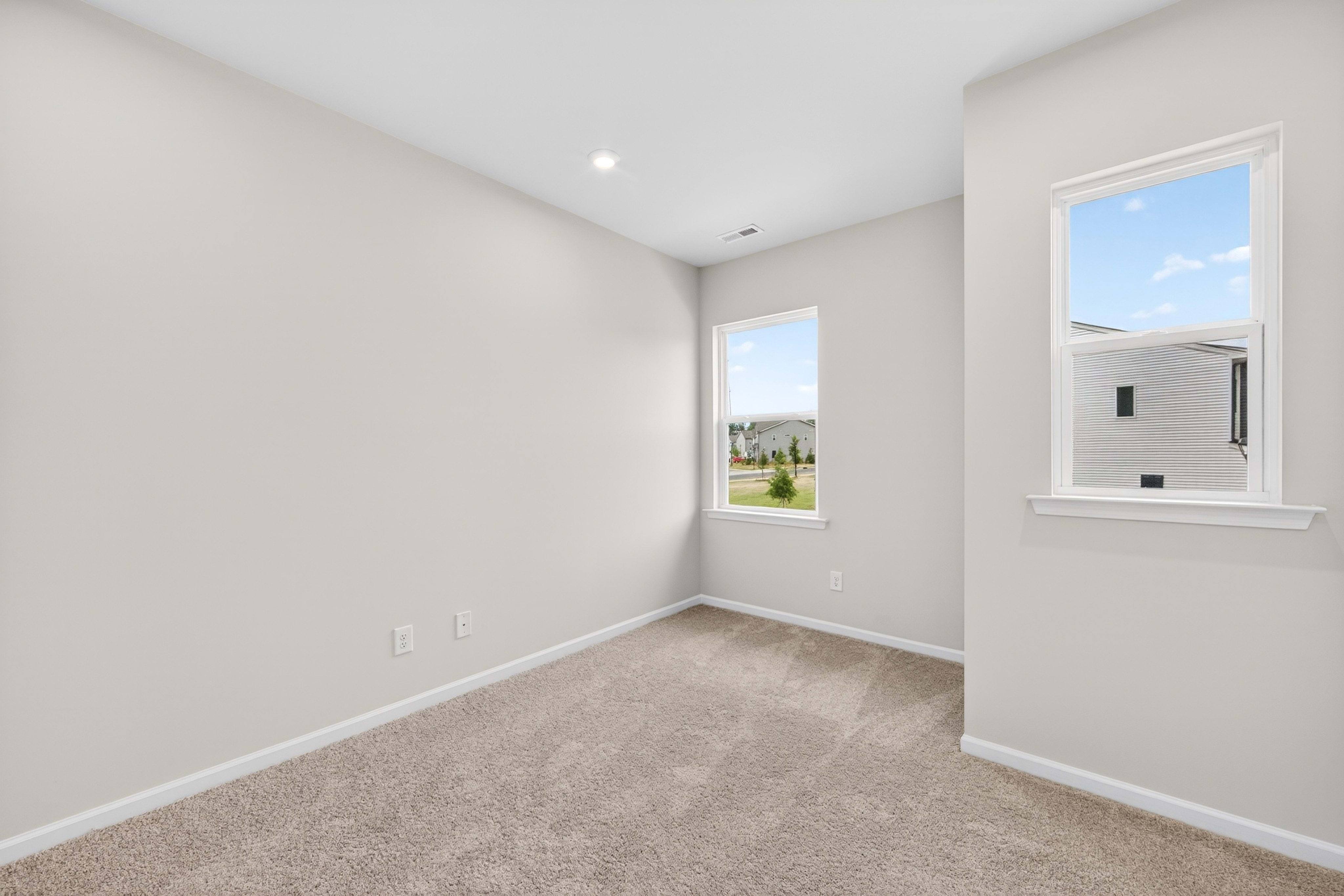 6021 Longar Lane