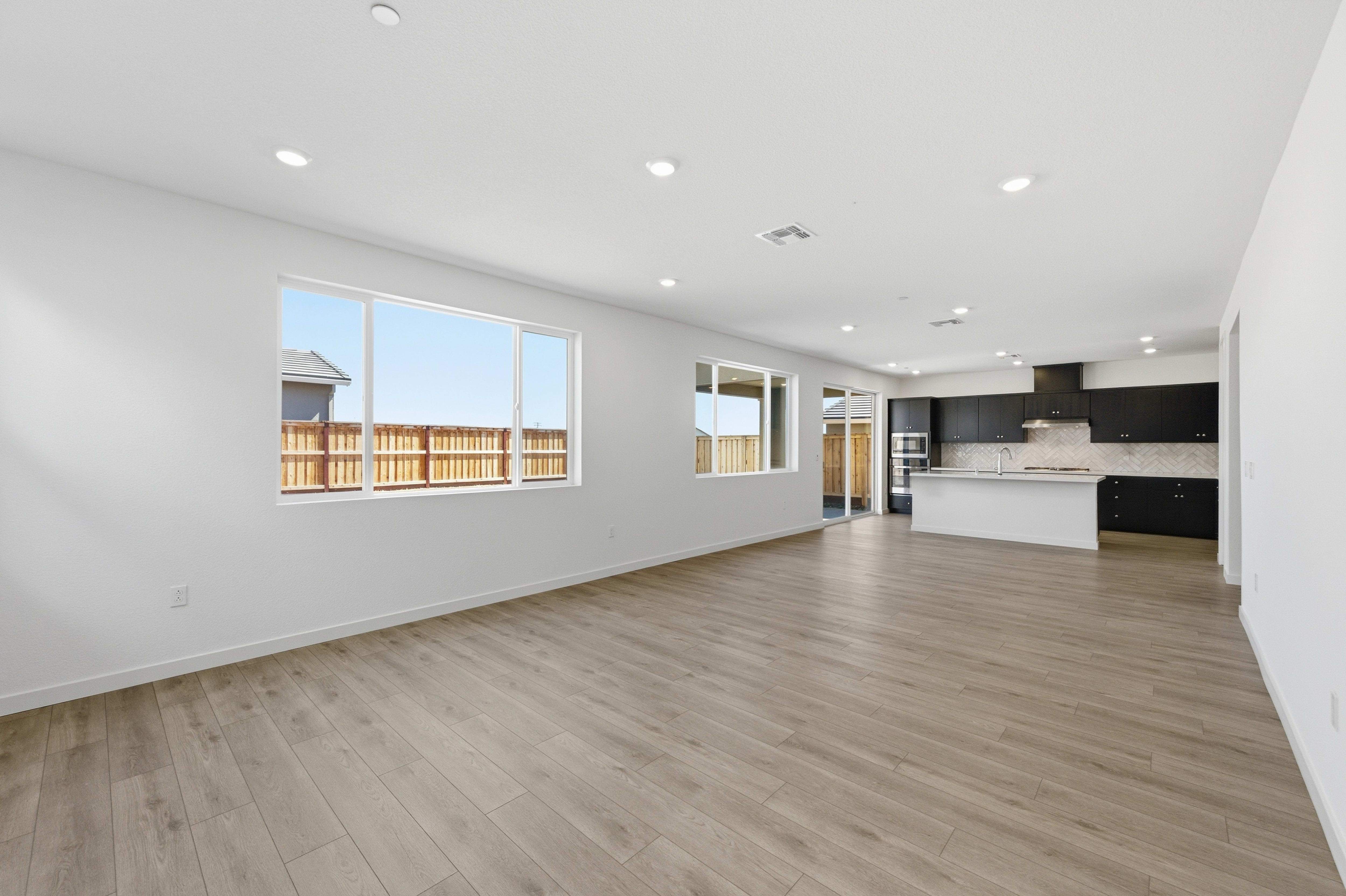 227 W Pasqua Glen