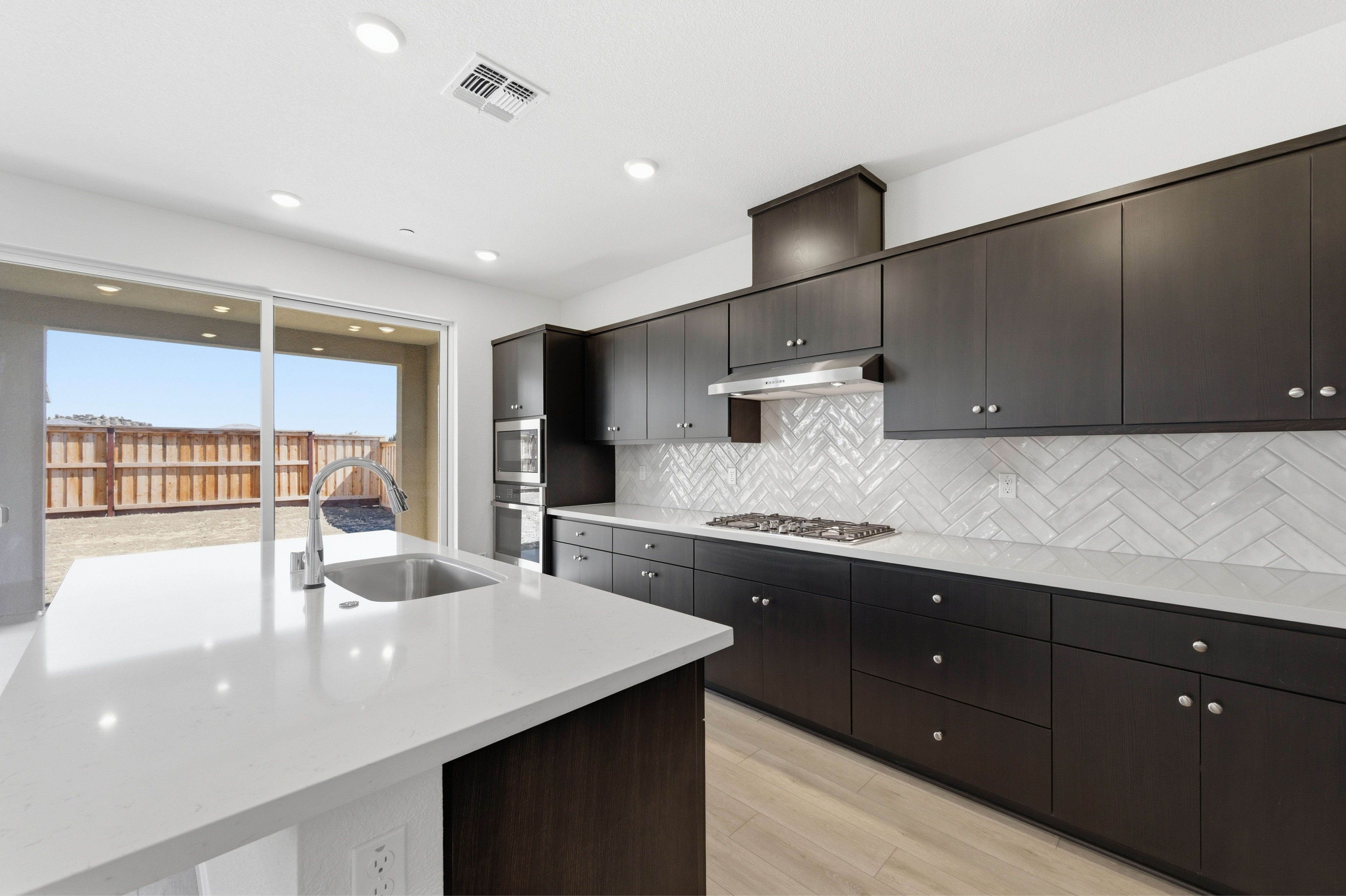 227 W Pasqua Glen
