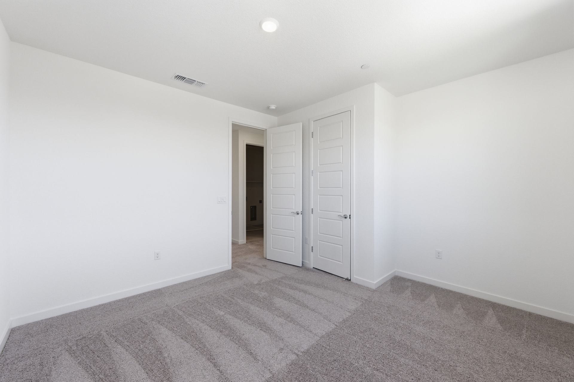 227 W Pasqua Glen