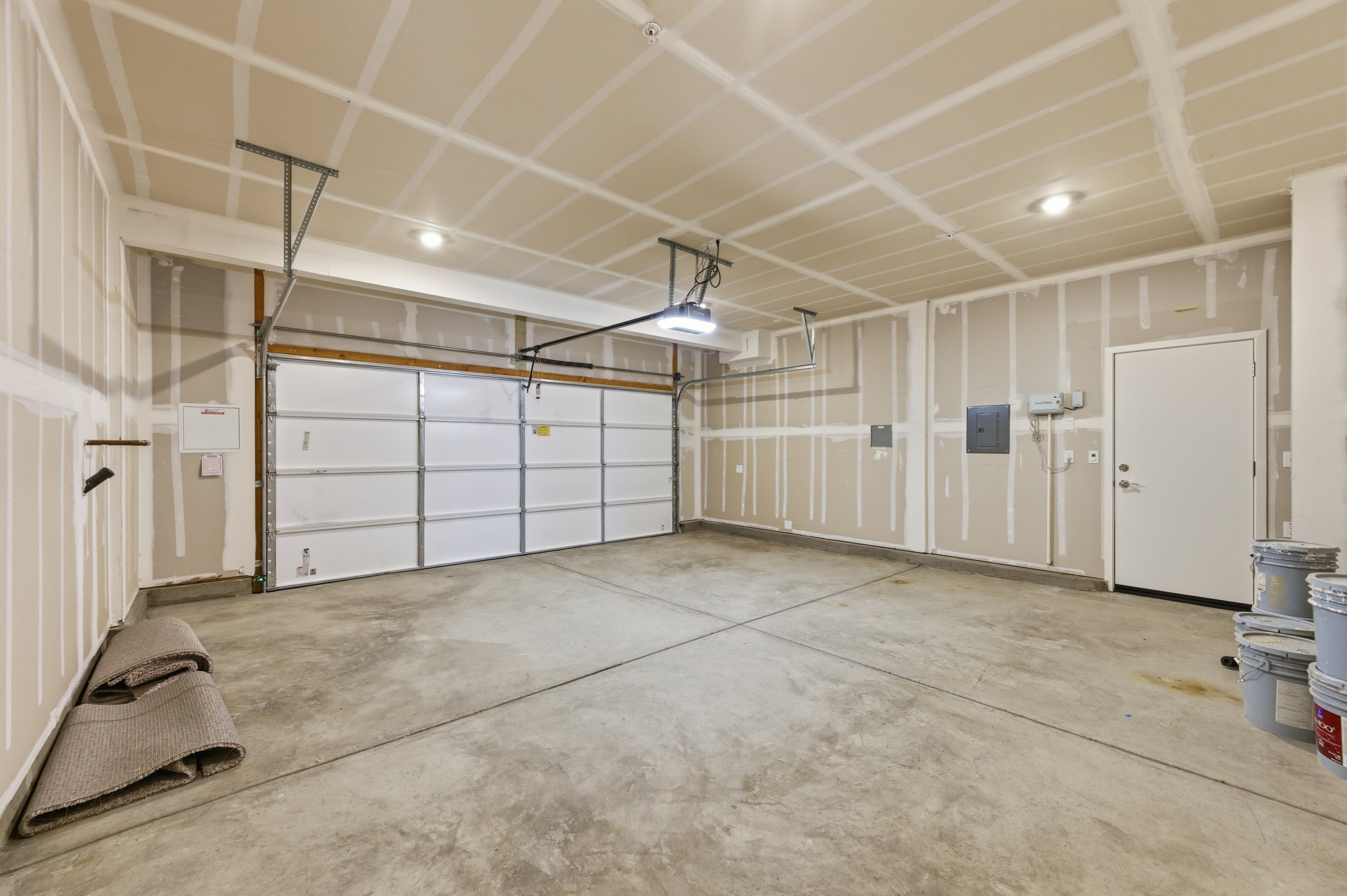 227 W Pasqua Glen