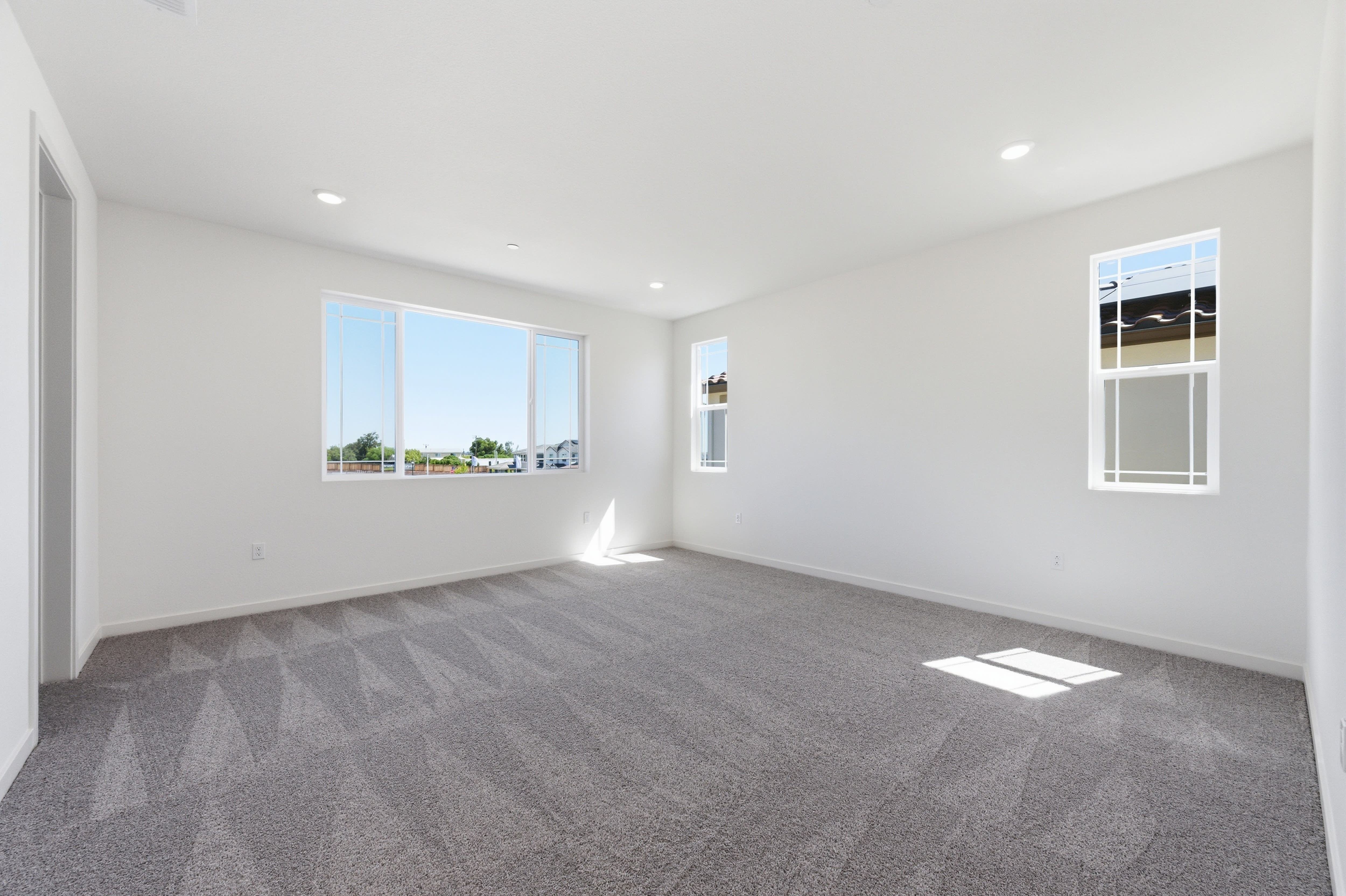 215 W Pasqua Glen