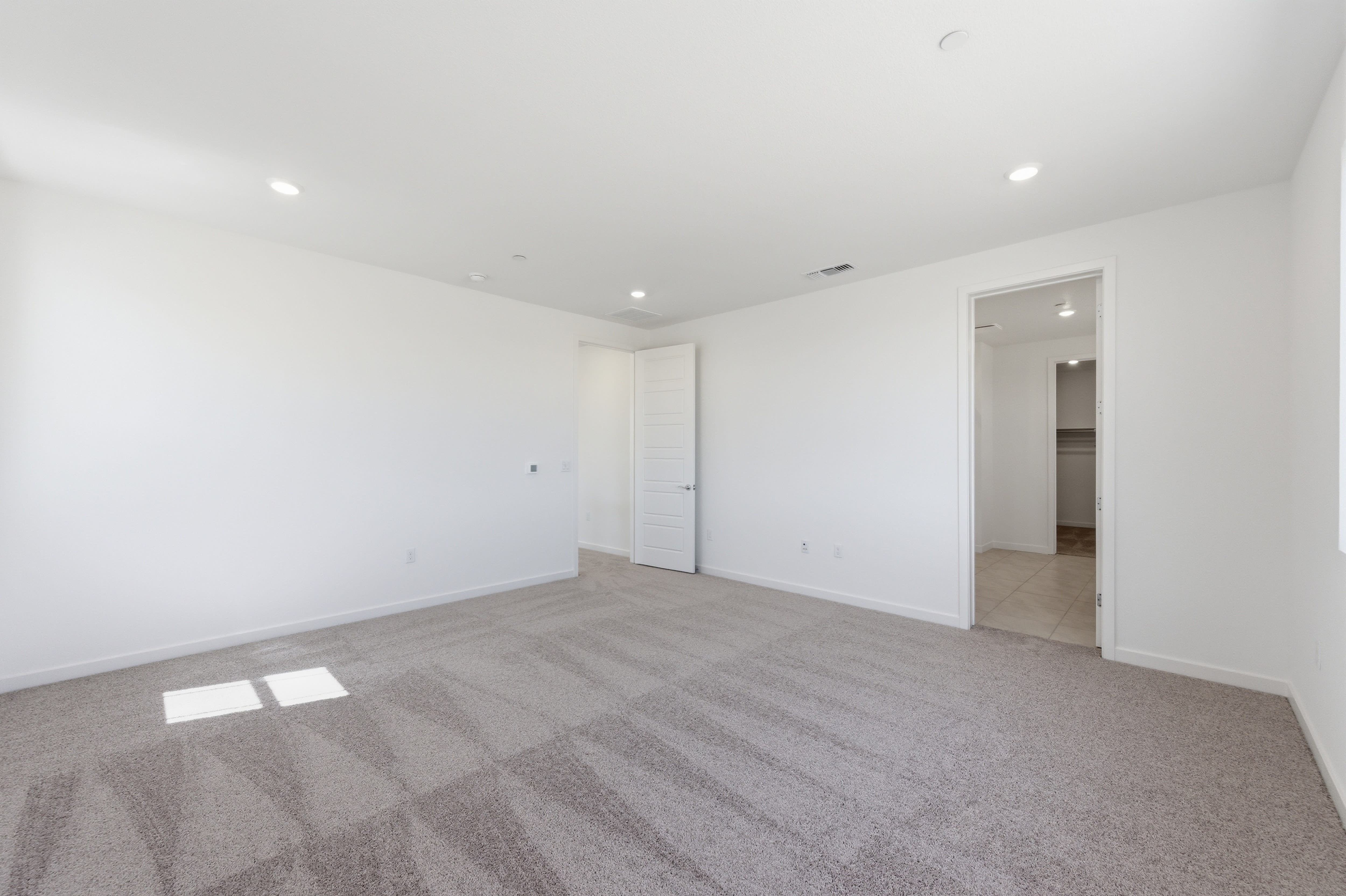 215 W Pasqua Glen