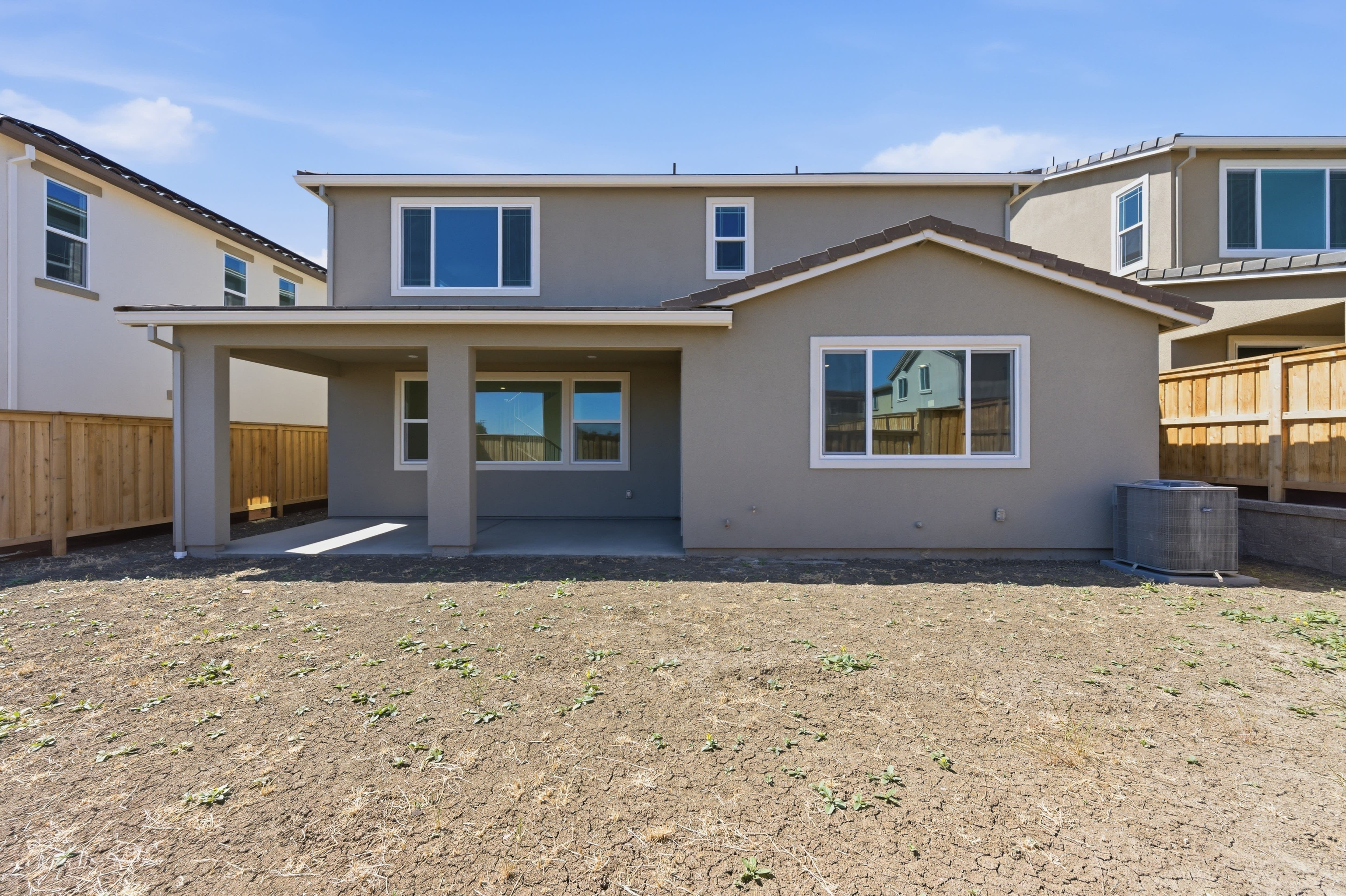 215 W Pasqua Glen