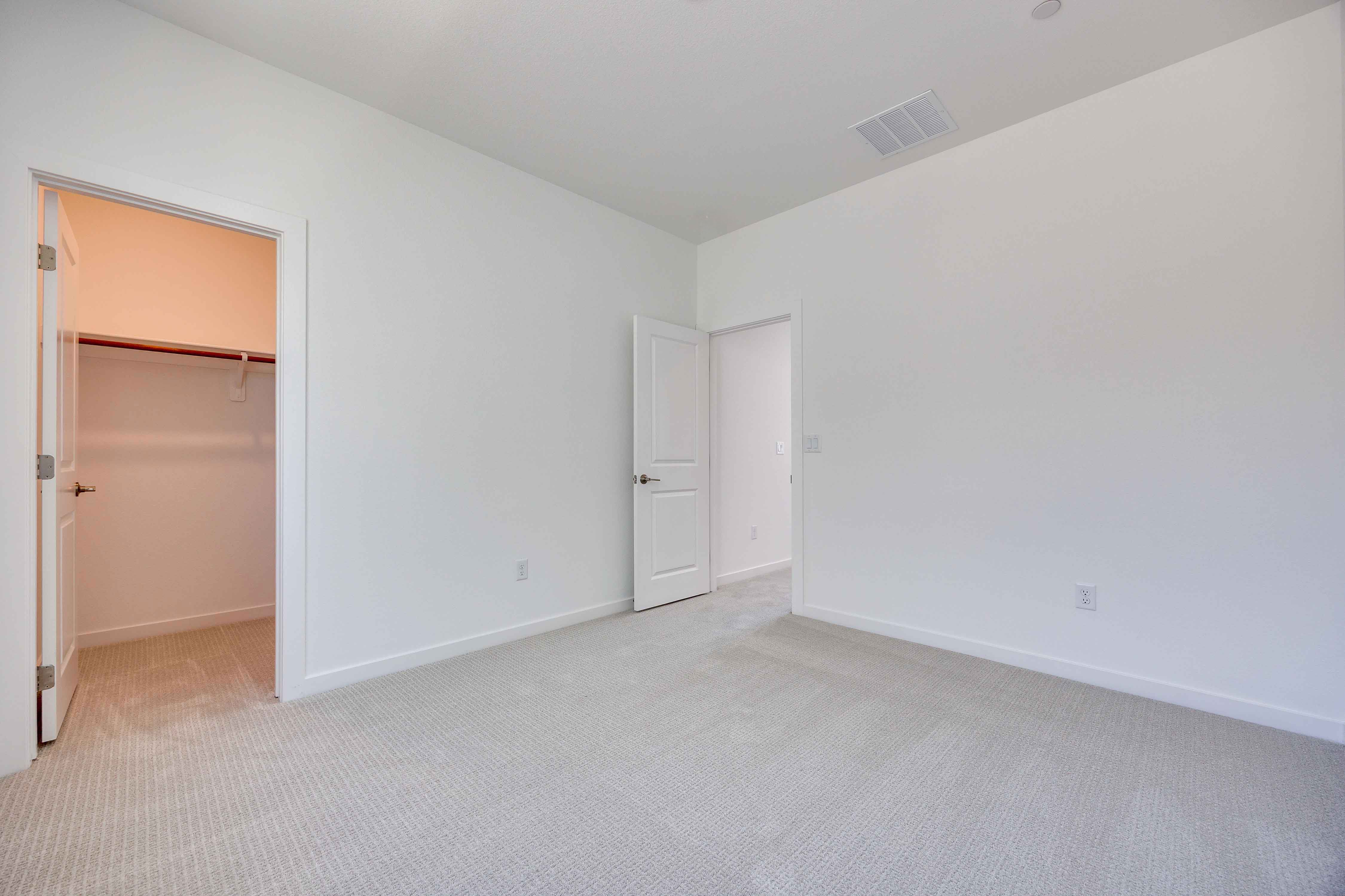 10457 MOUNTAIN ASTER AVENUE