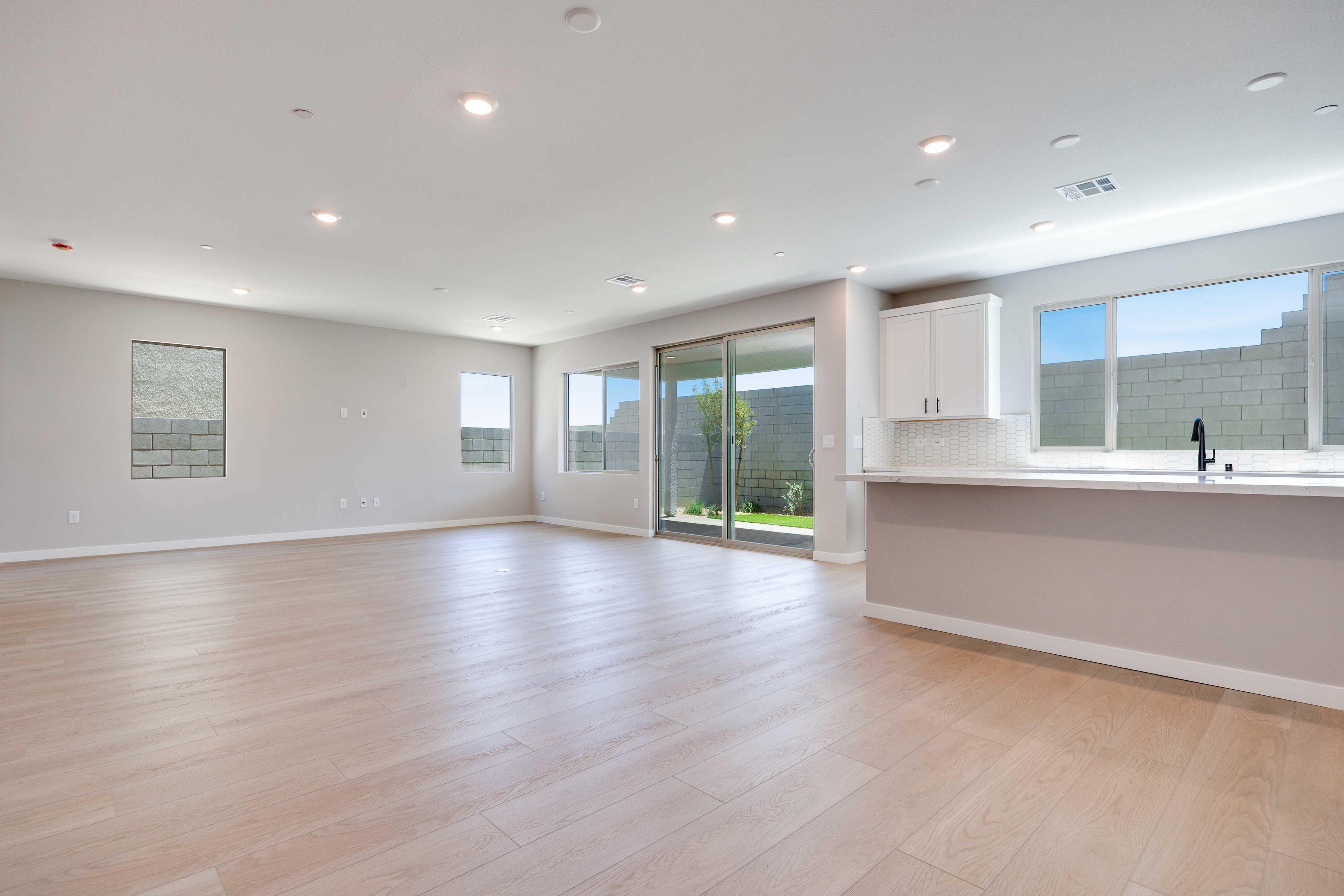 10473 Mountain Aster Avenue