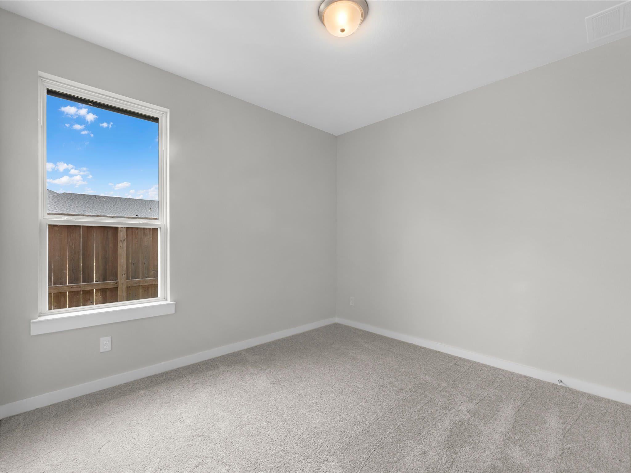 21726 Redwood Bluff Trail