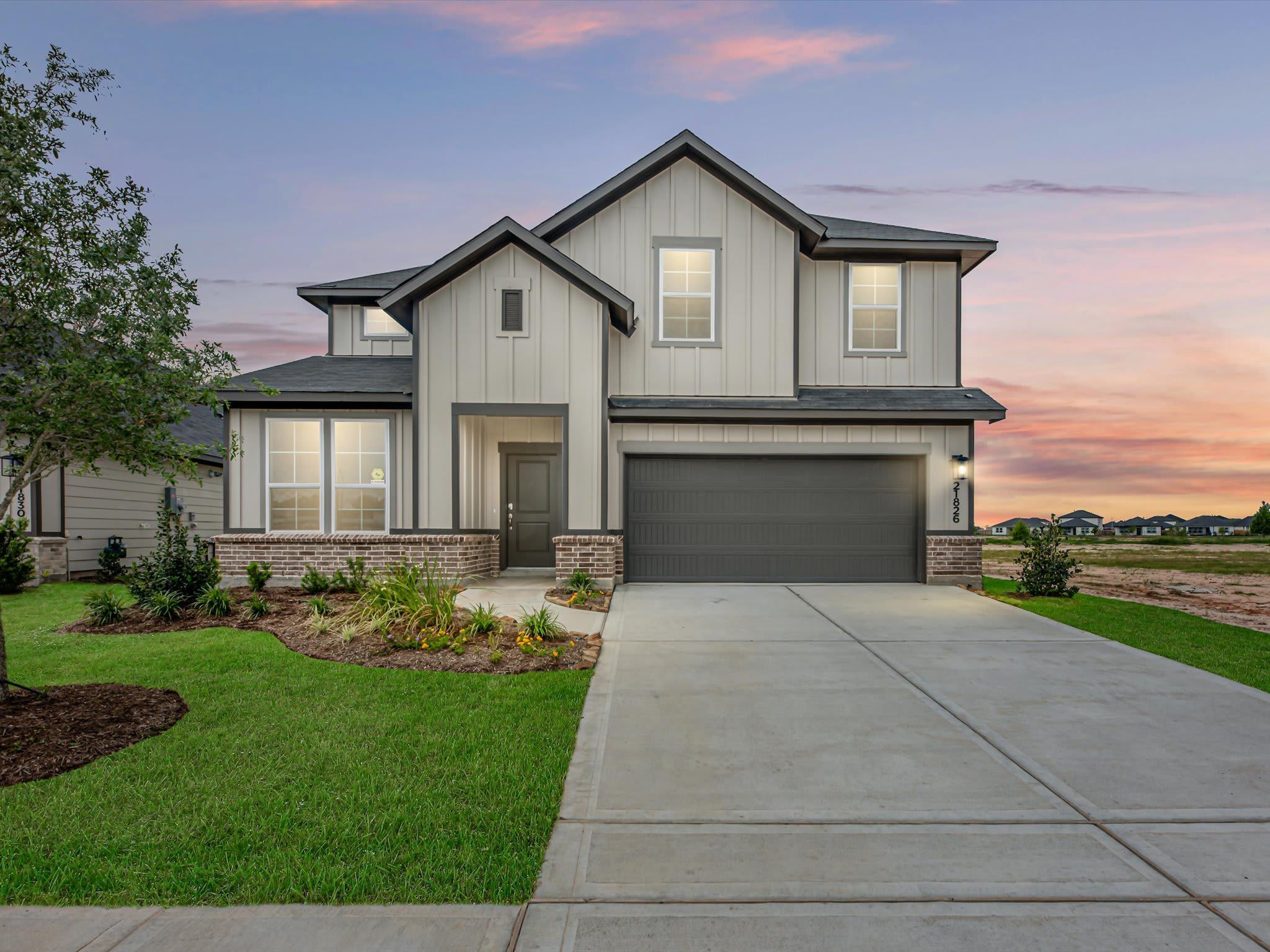 21826 Yellow Sunset Lane