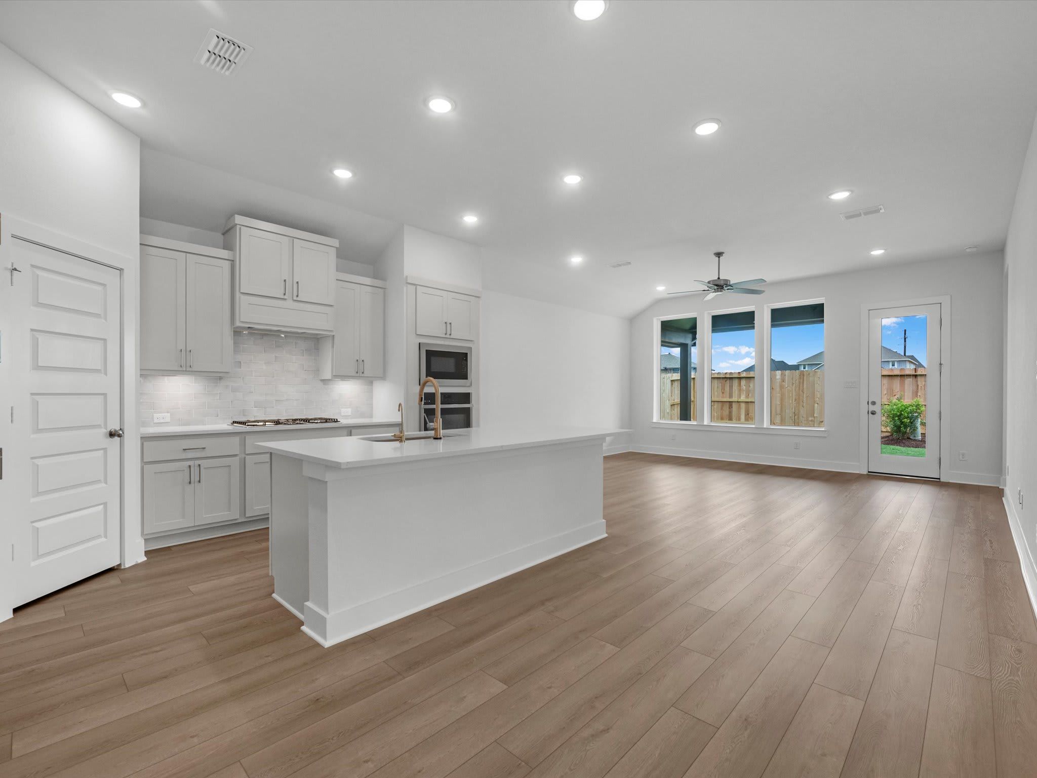 16510 Harmony Lea Lane