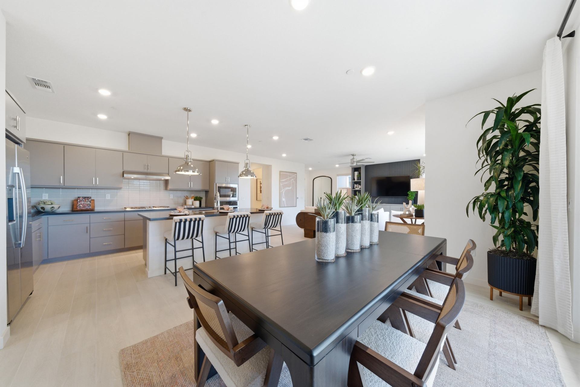 5604 Fallen Leaf Lane