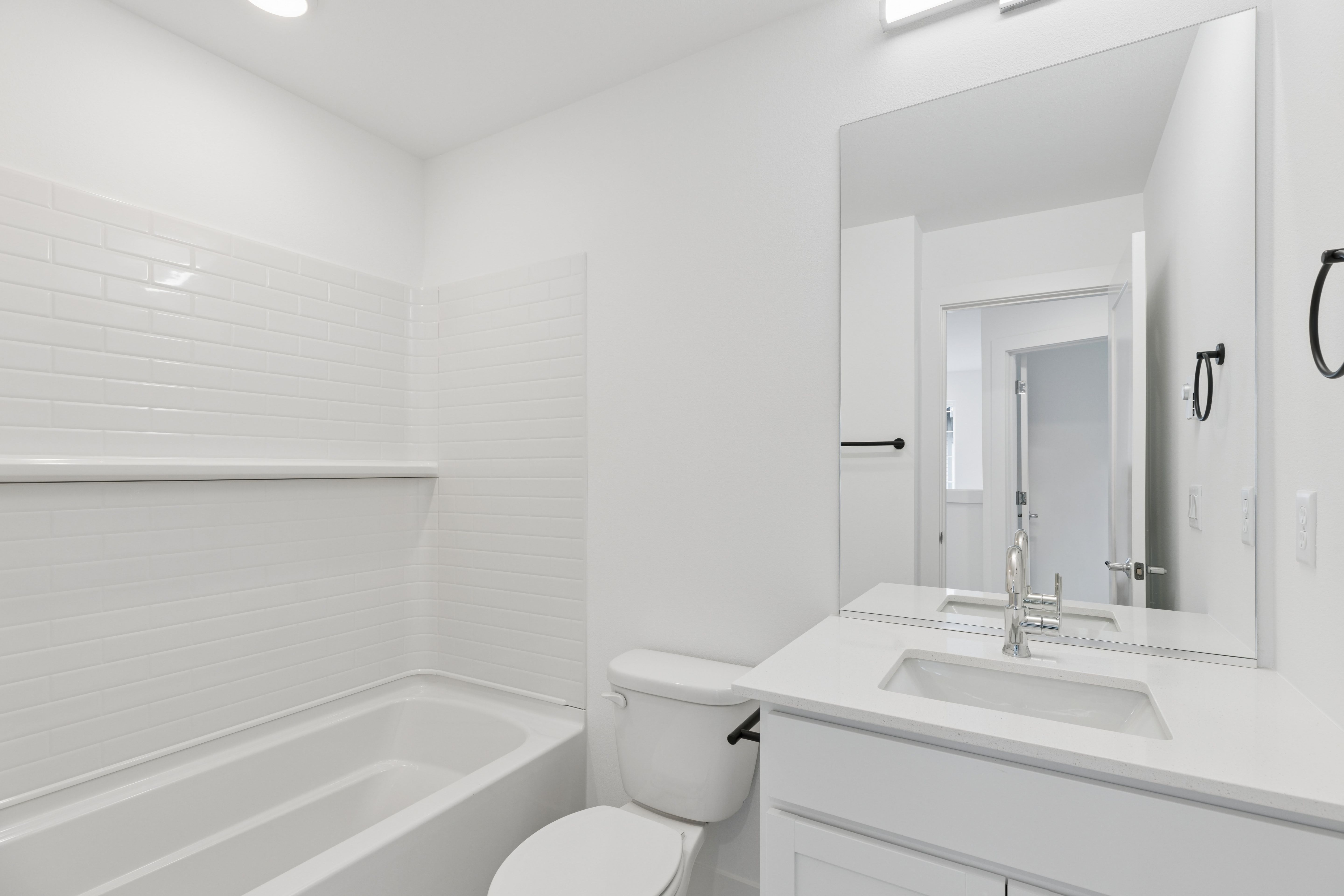 1956 SE 12TH ST