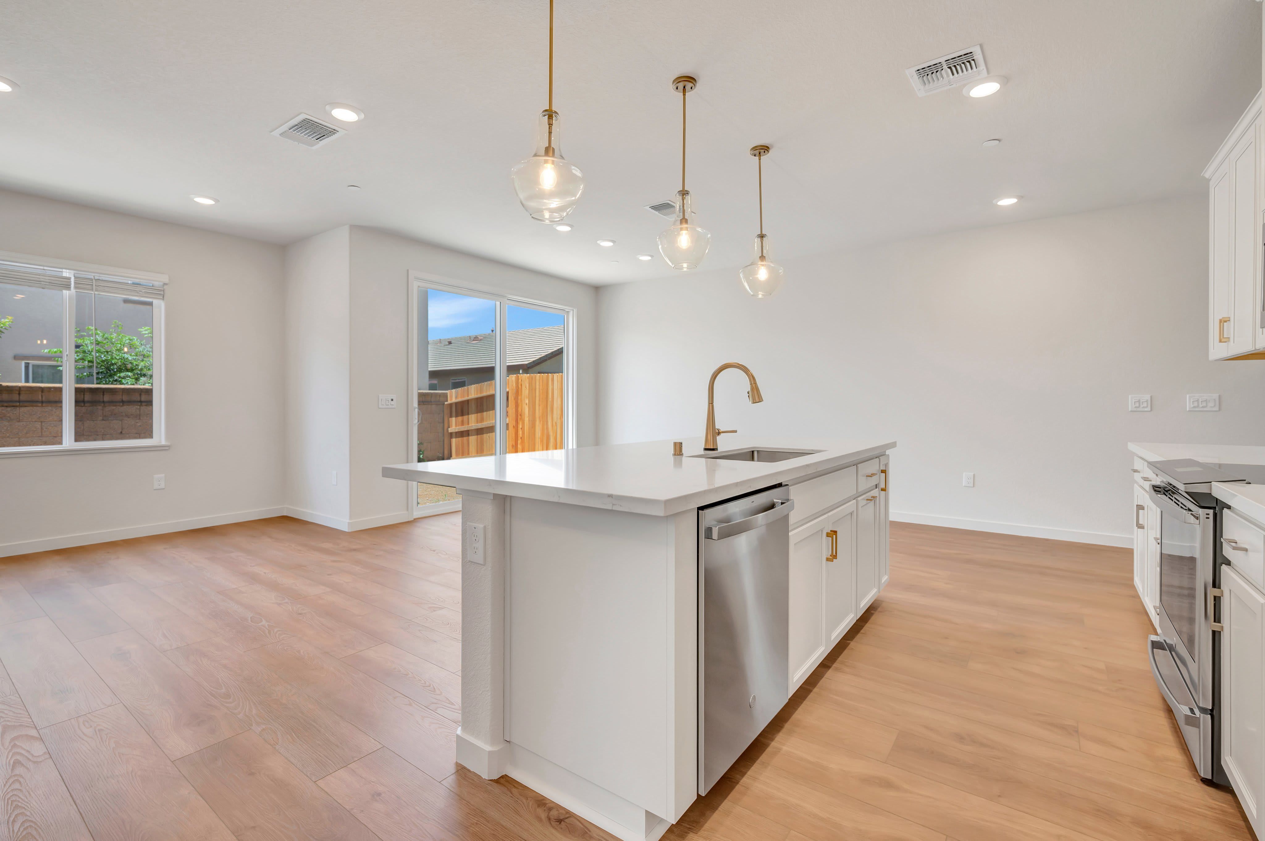 109 Shiplap Cir