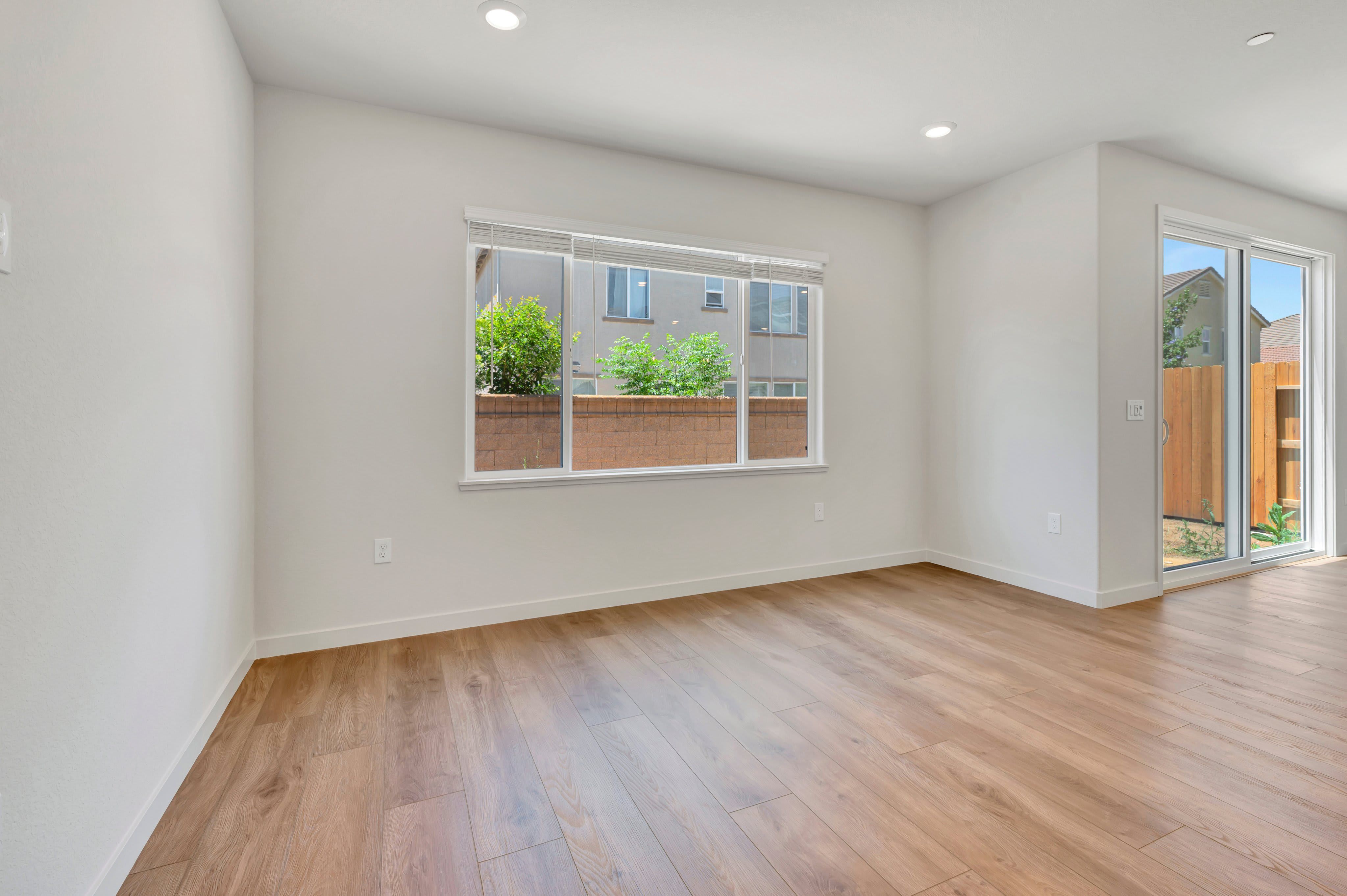 109 Shiplap Cir