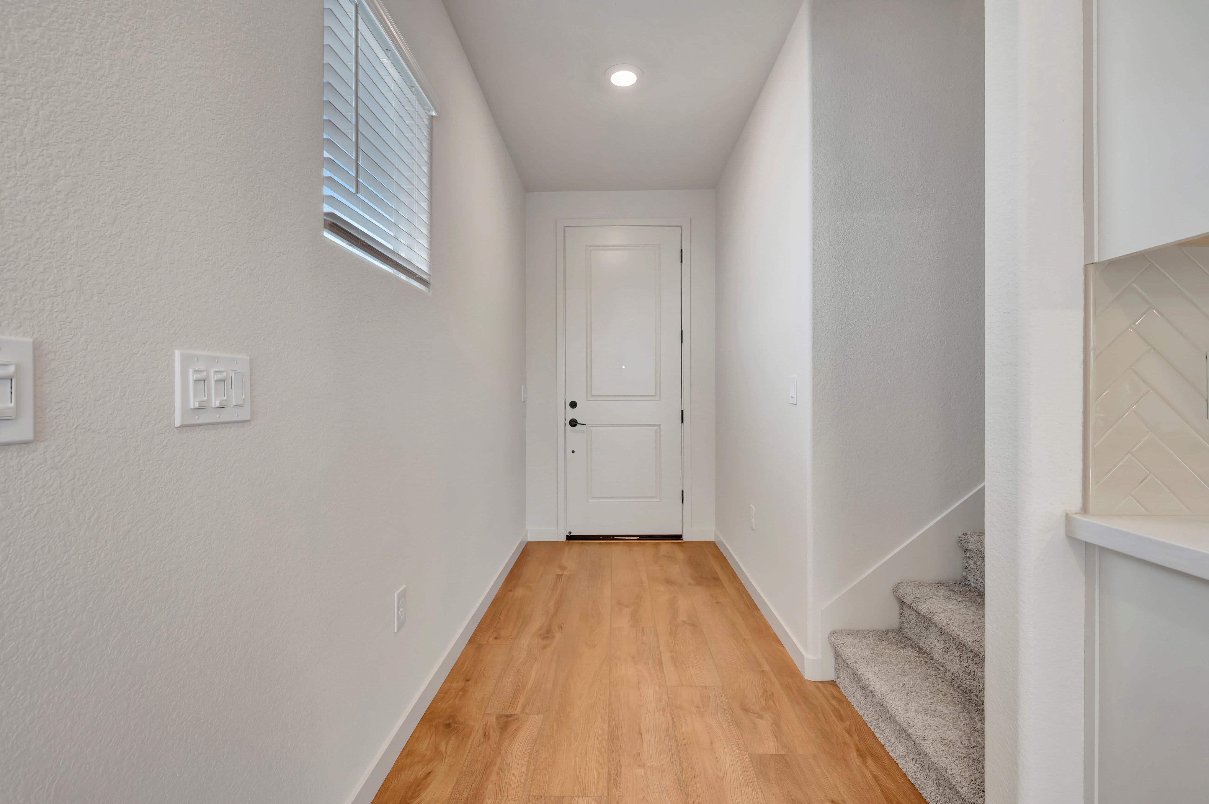 109 Shiplap Cir