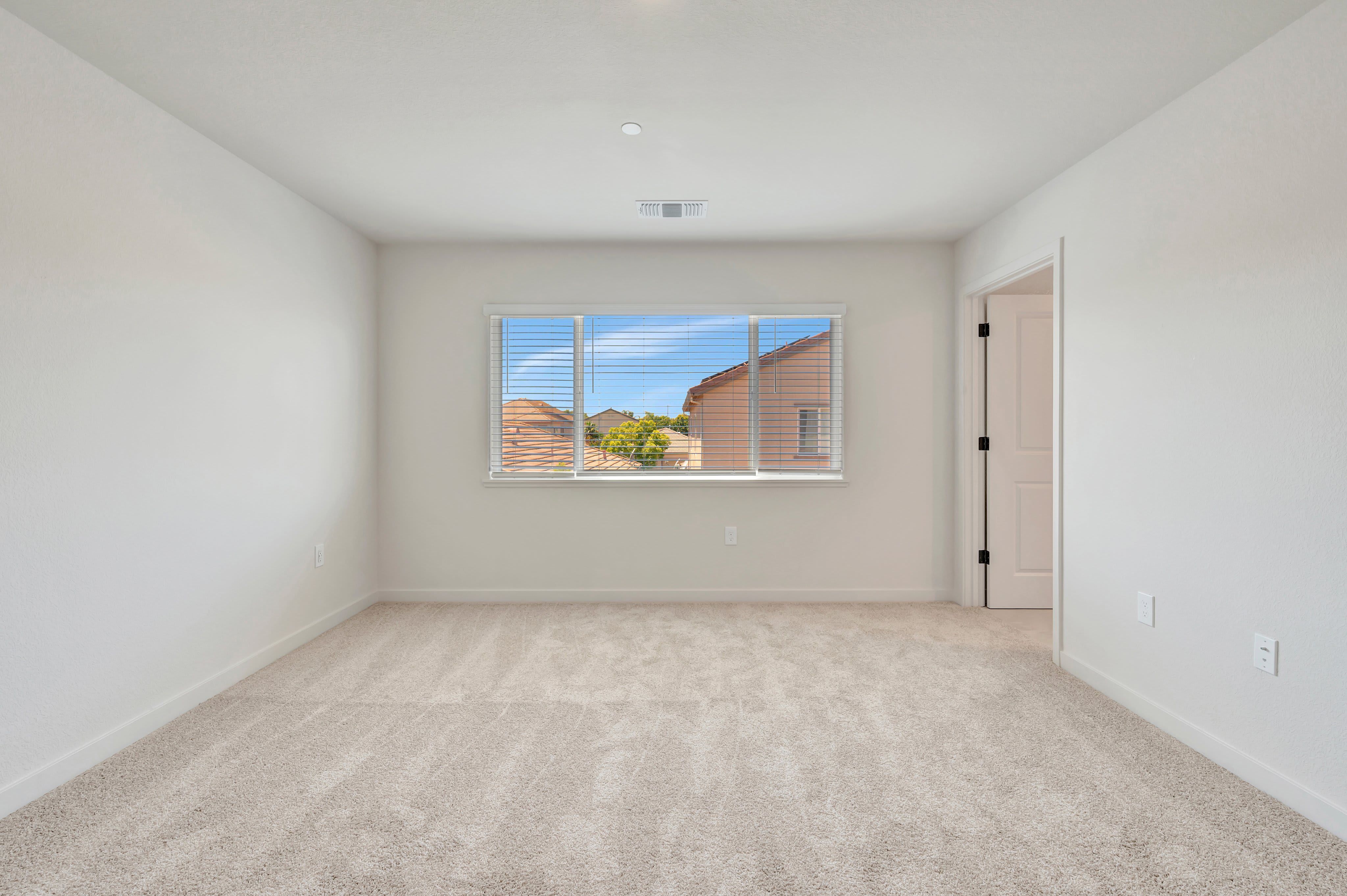 109 Shiplap Cir