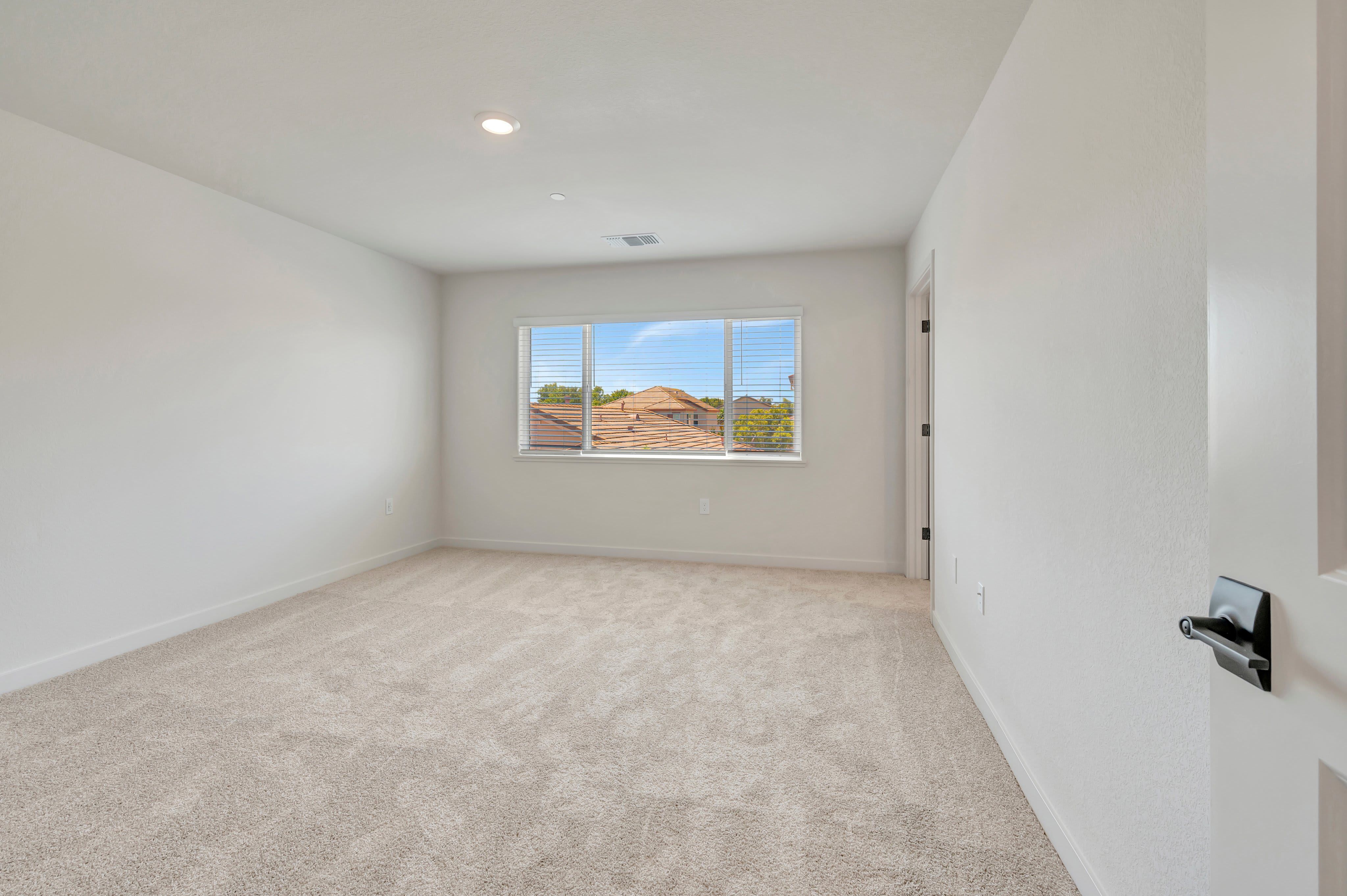 109 Shiplap Cir