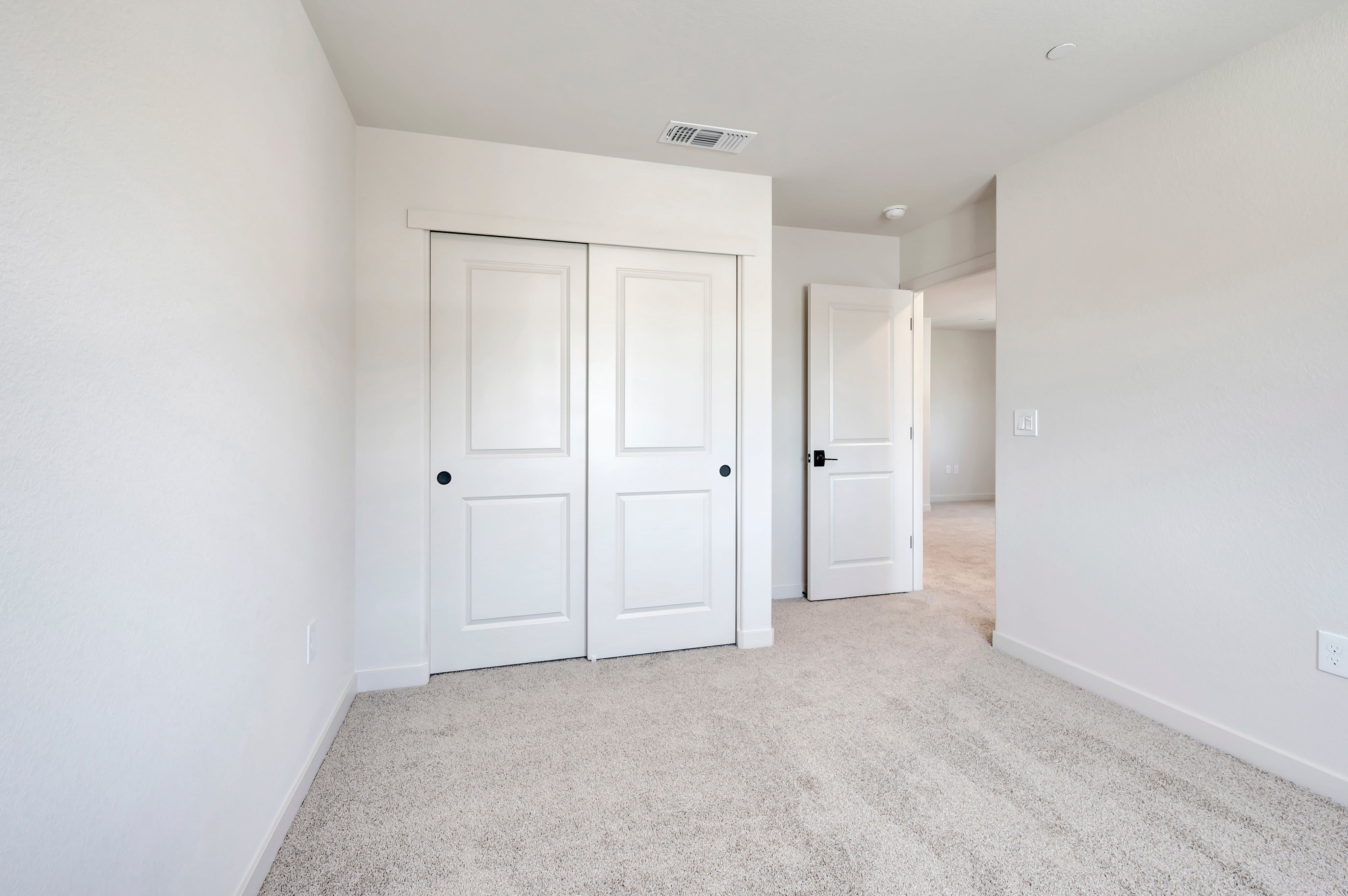 109 Shiplap Cir