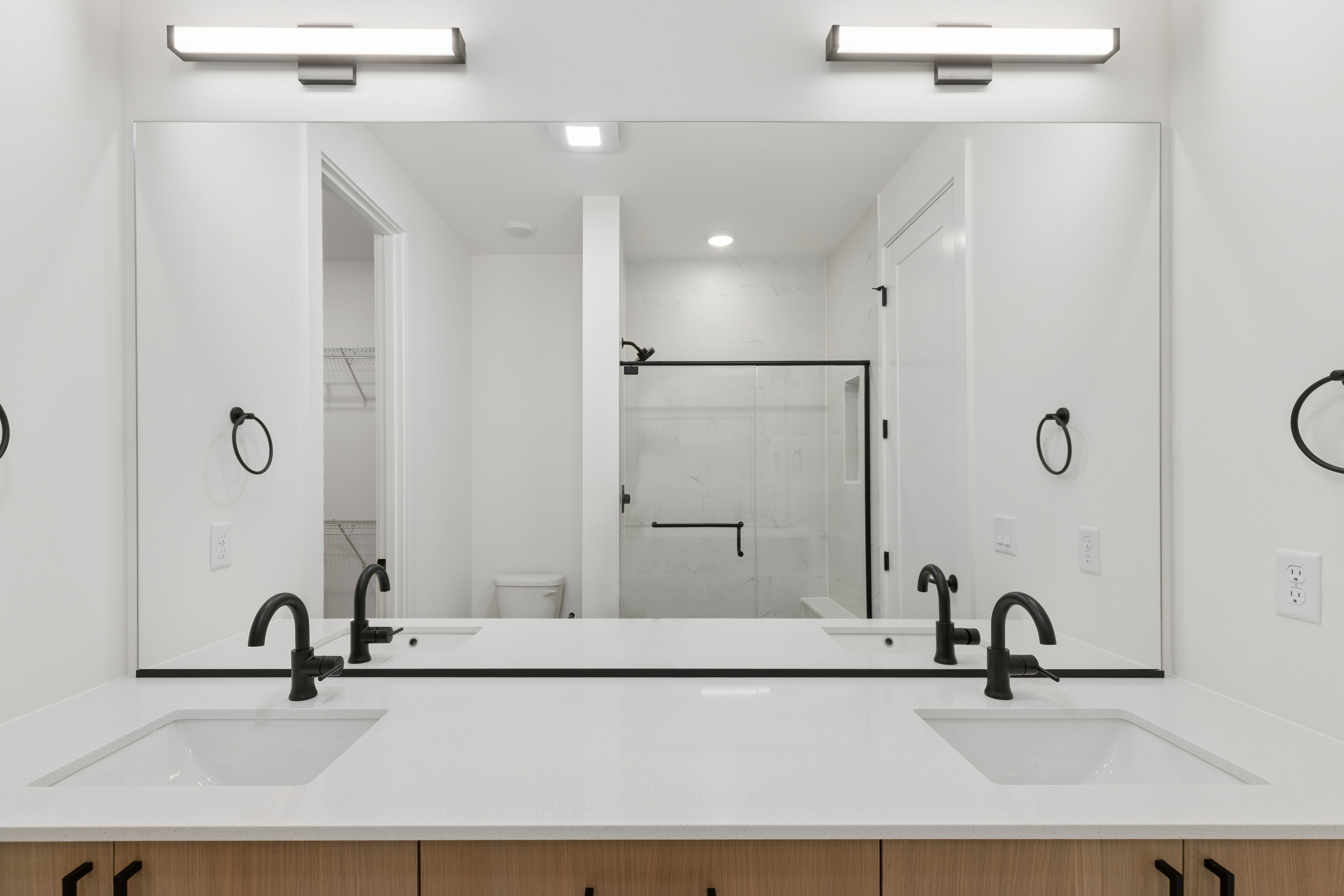 12207 137th PL NE Bldg 26-102