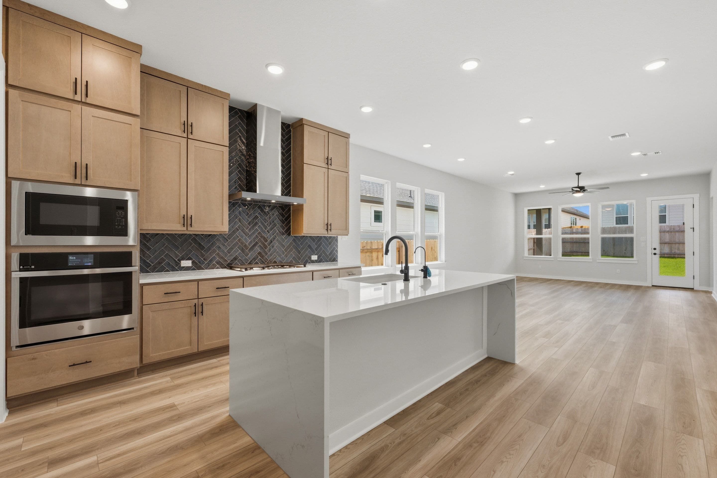 328 Marisol Bend